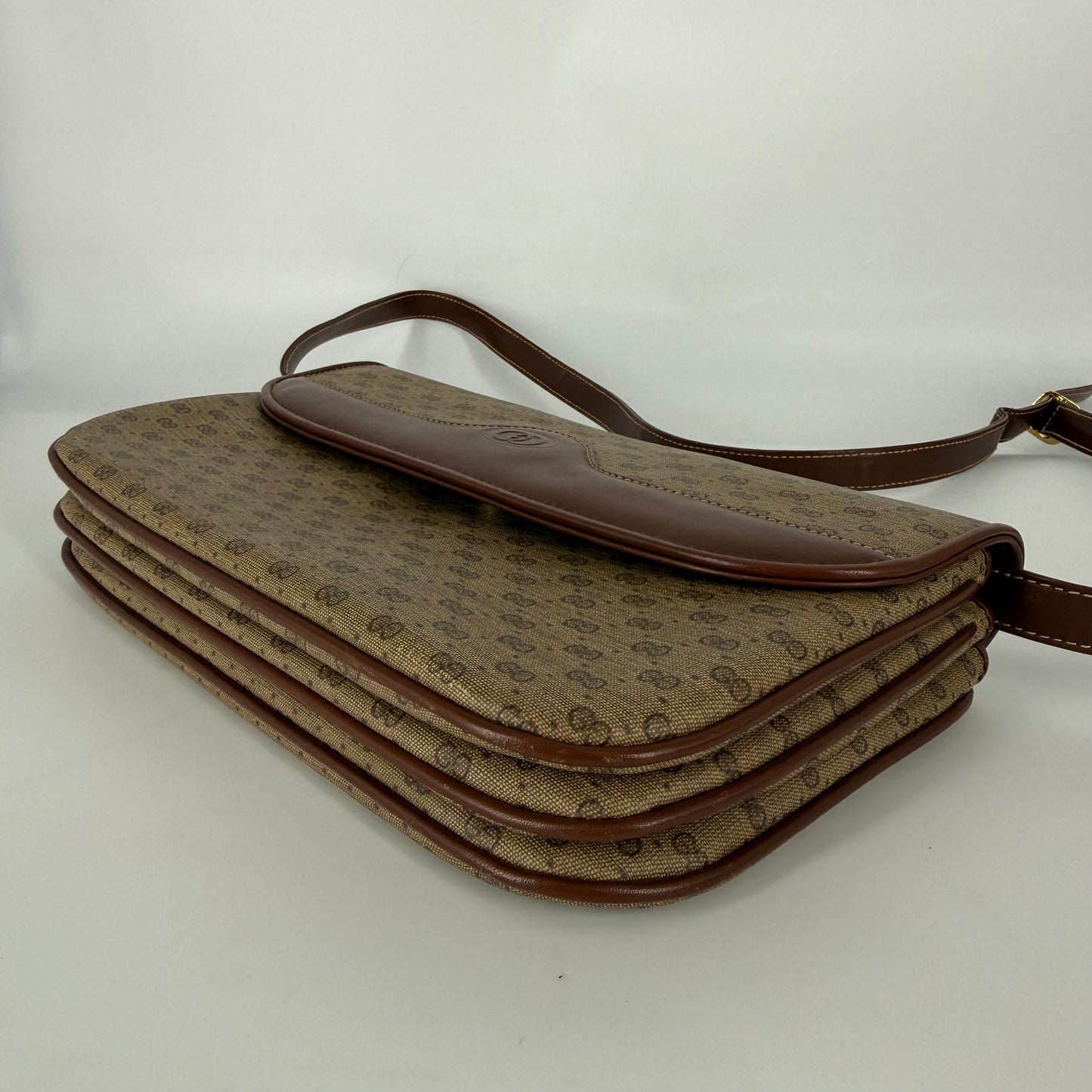 Gucci Vintage GG Crossbody Bag