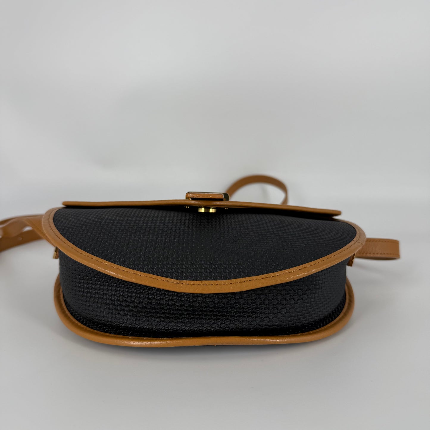 Yves Saint Laurent Crossbody