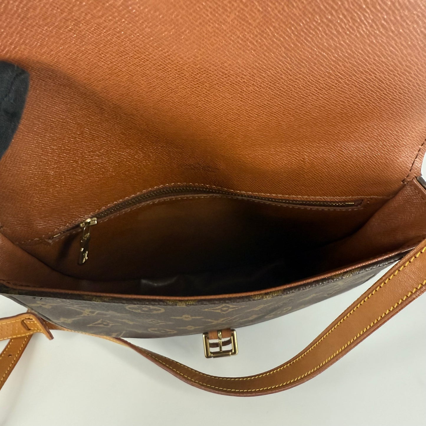 Louis Vuitton – Chantilly MM