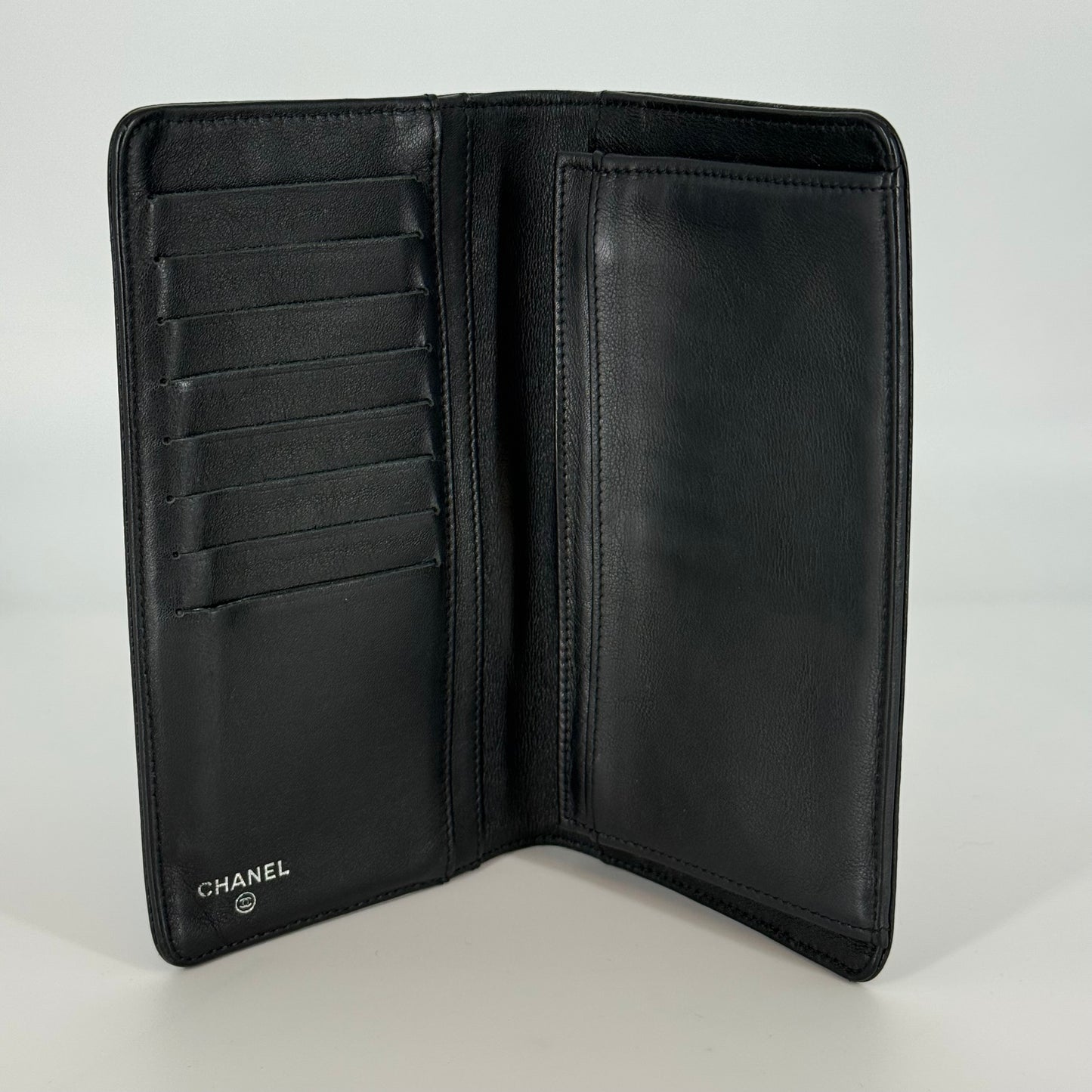 Chanel – Bi-Fold Wallet