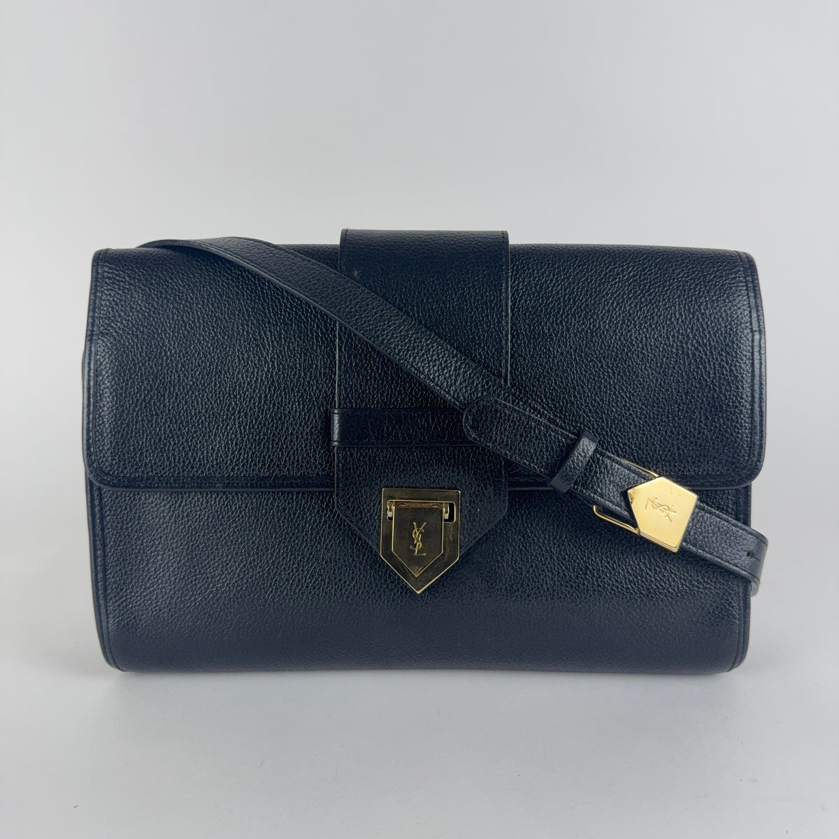 Vintage Crossbody Bag — Black Grained Leather