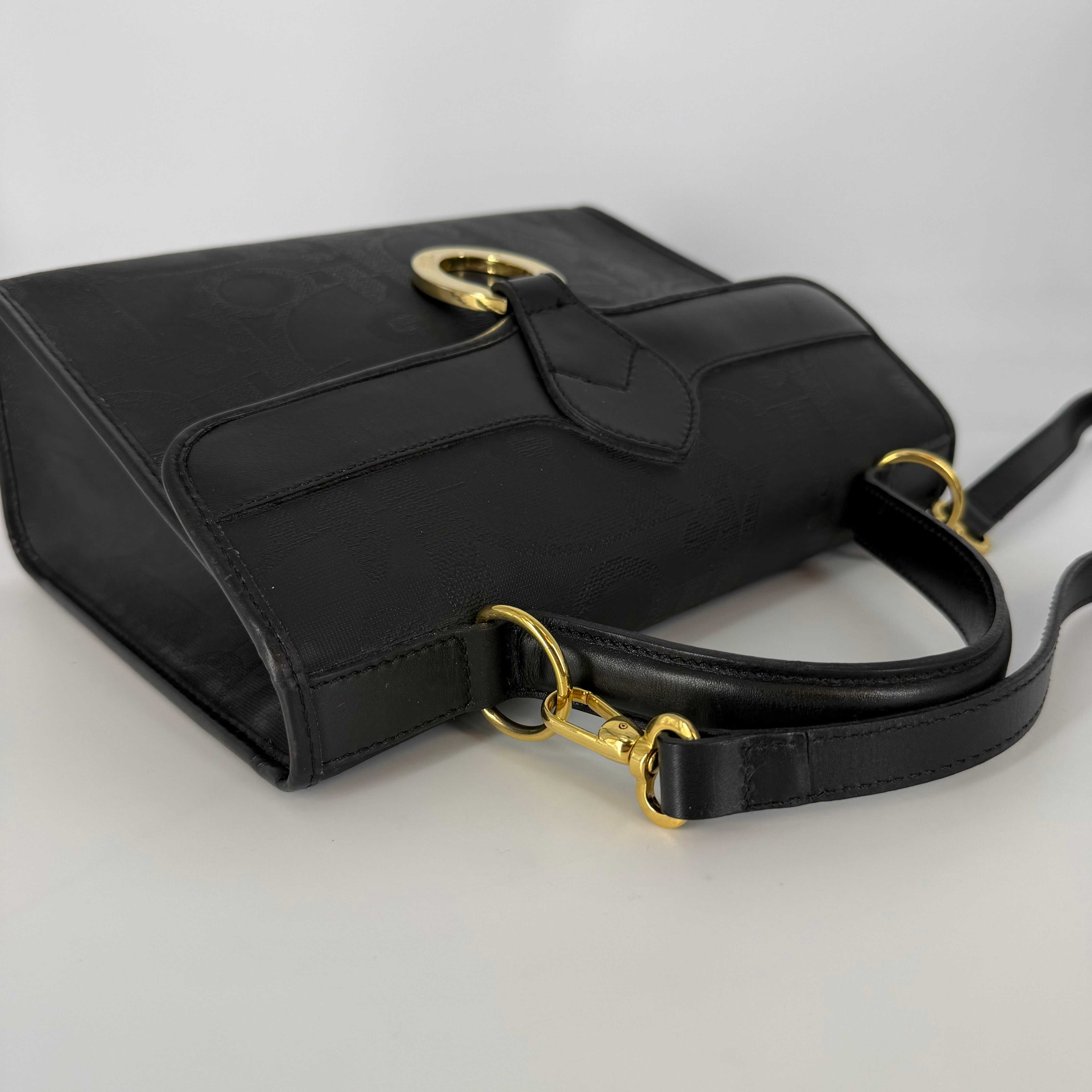 Black Oblique Trotter Shoulder Bag