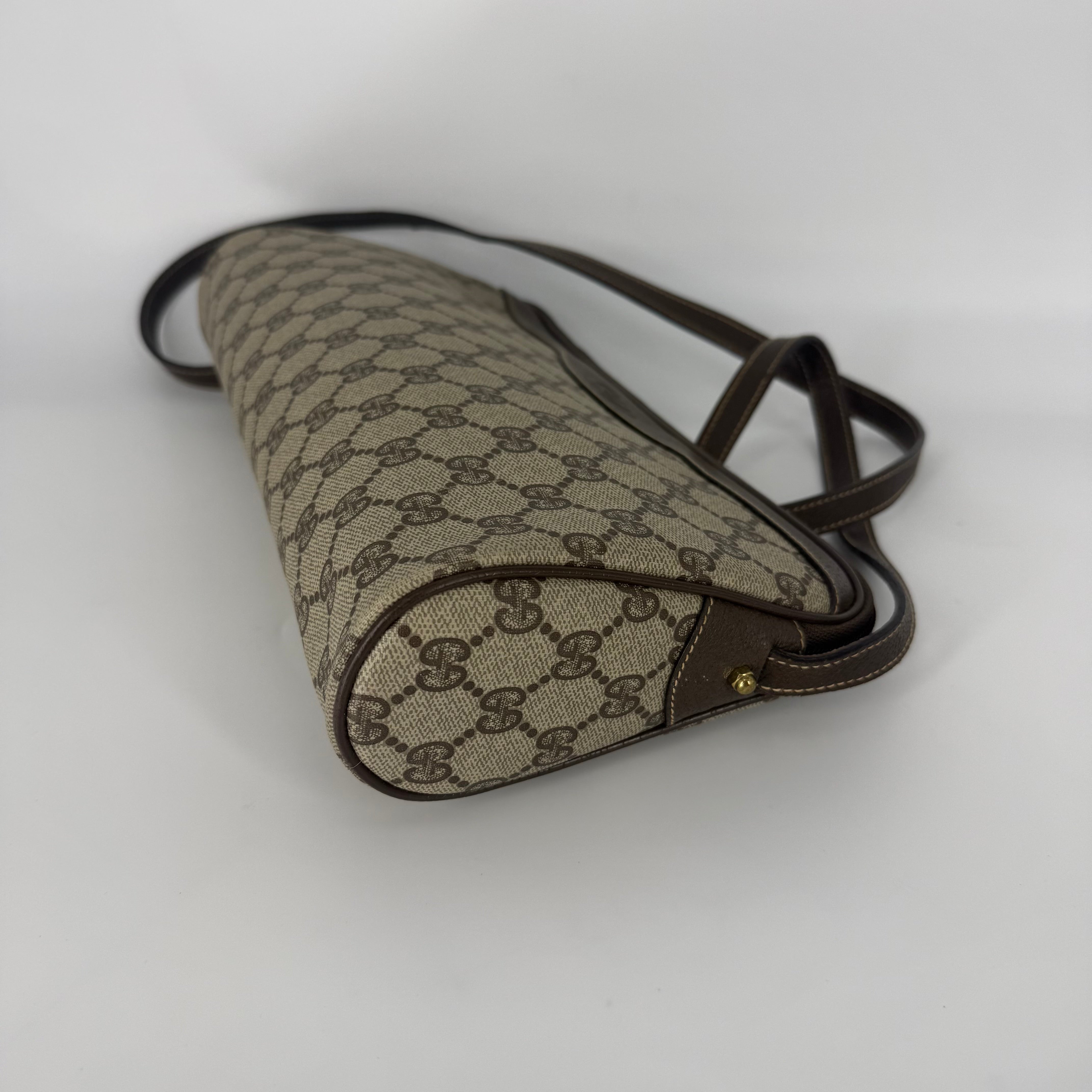 GG Supreme Crossbody Bag