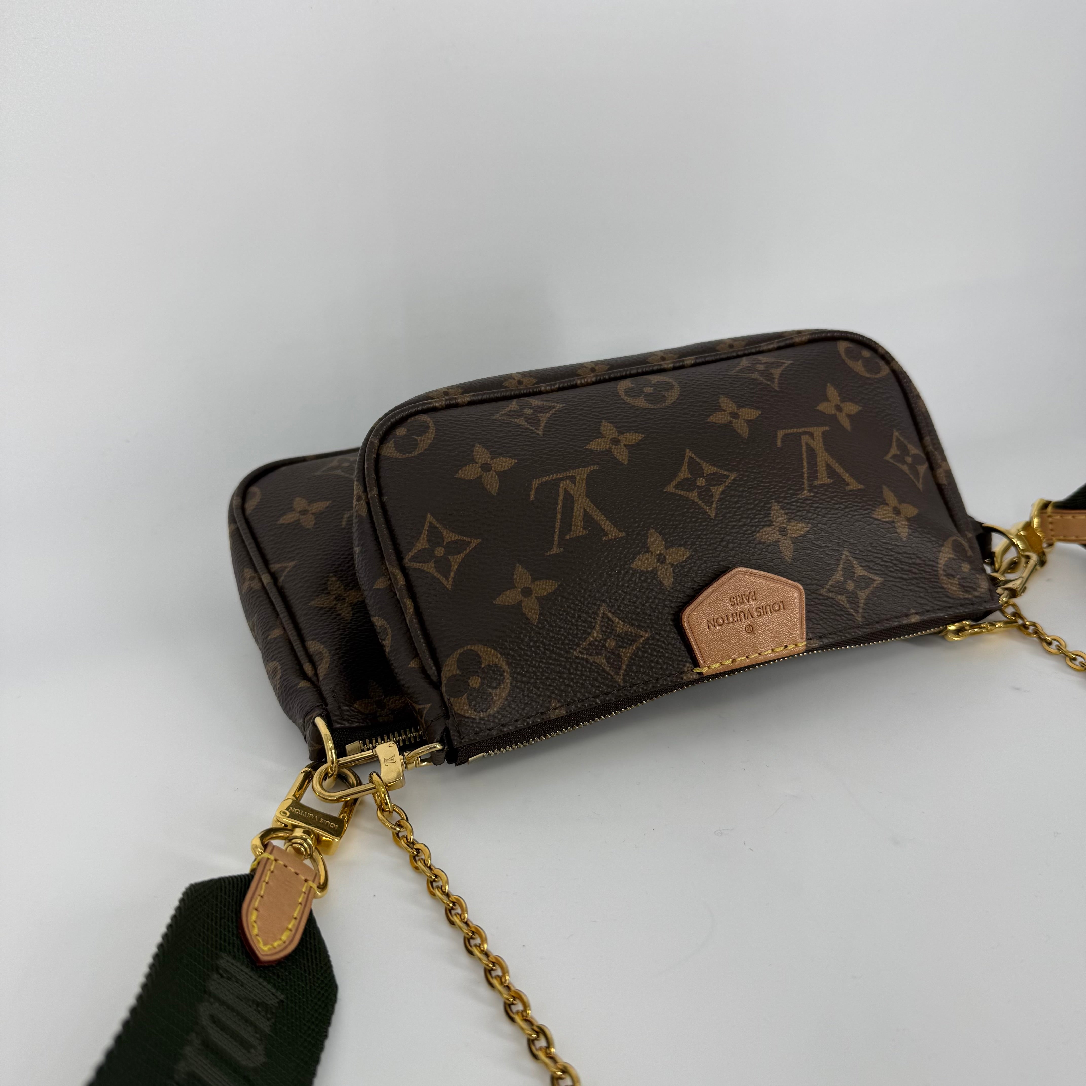 MULTI-POCHETTE
