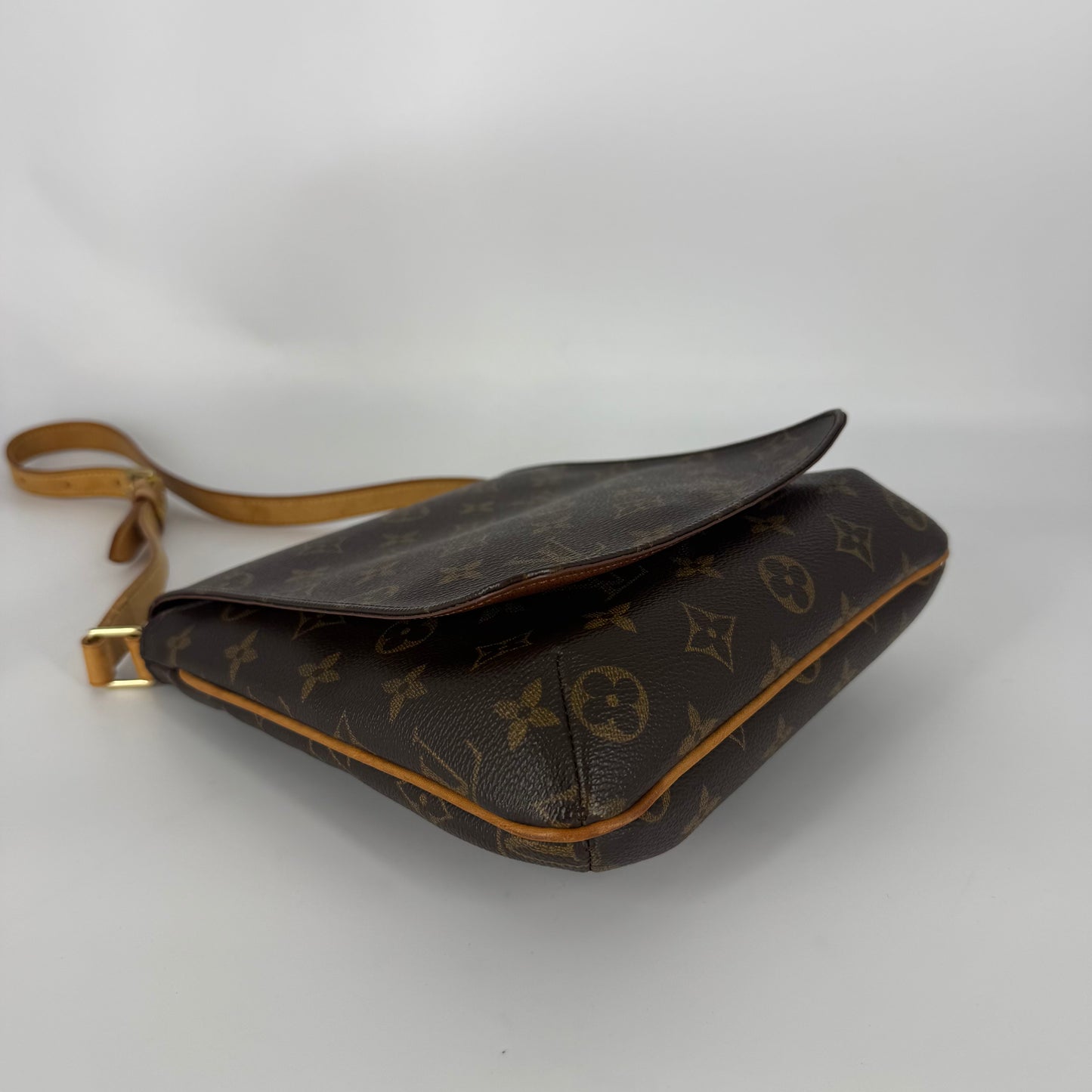 LOUIS VUITTON Musette Salsa Short Strap