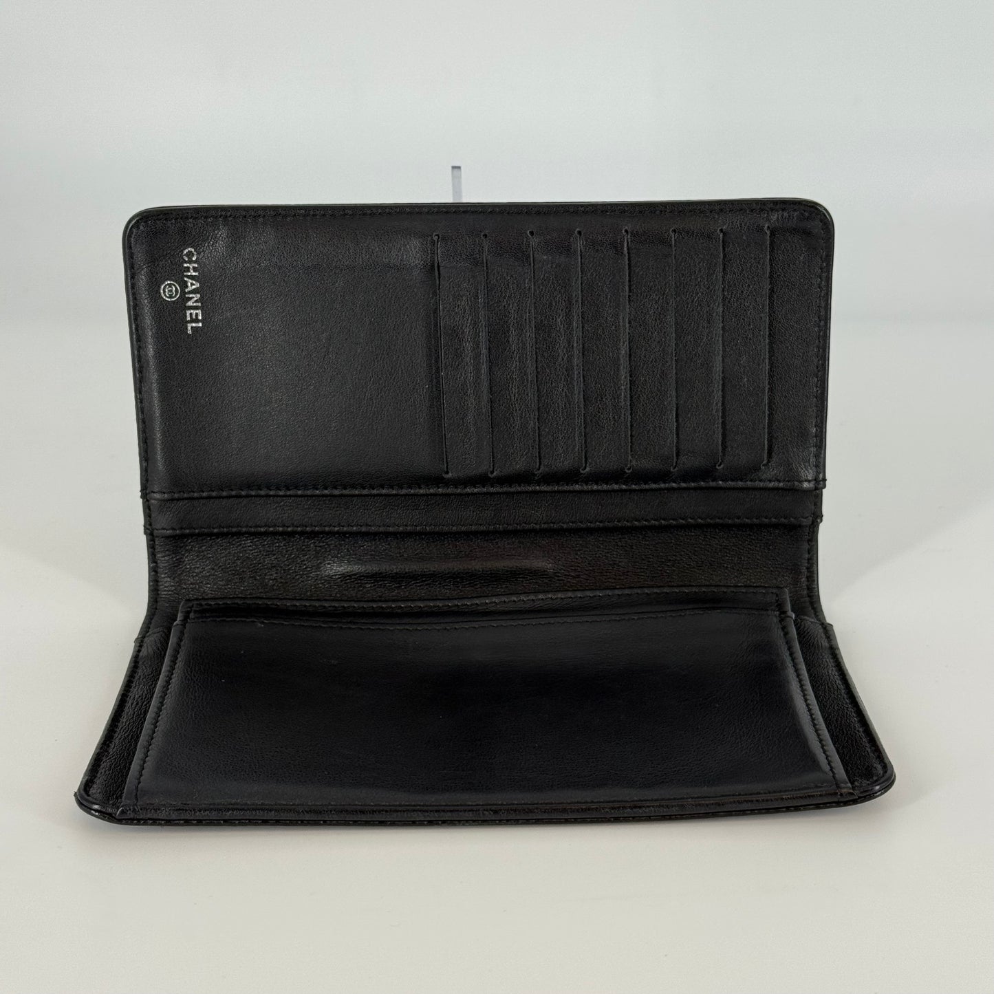 Chanel – Bi-Fold Wallet