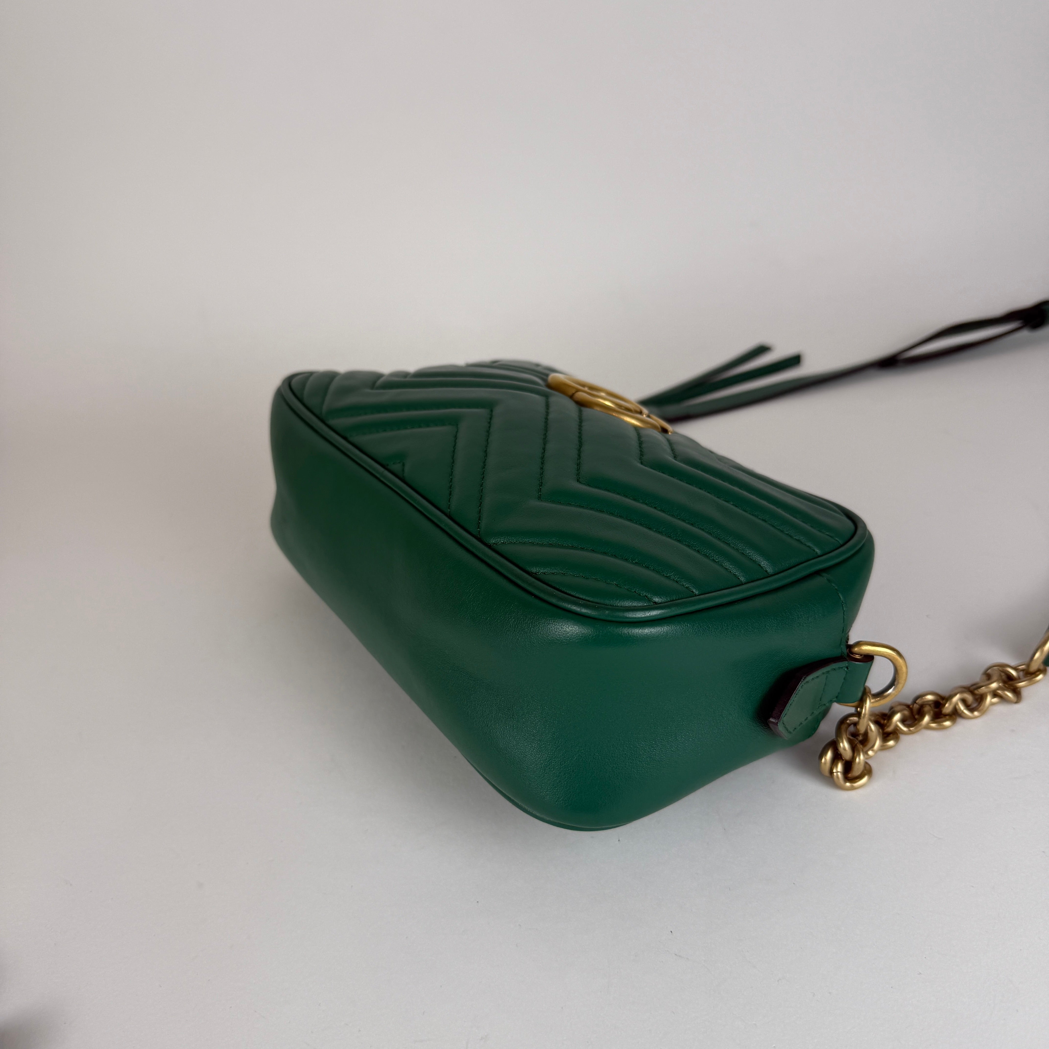 GG Marmont Matelassé Camera Bag — Green Leather
