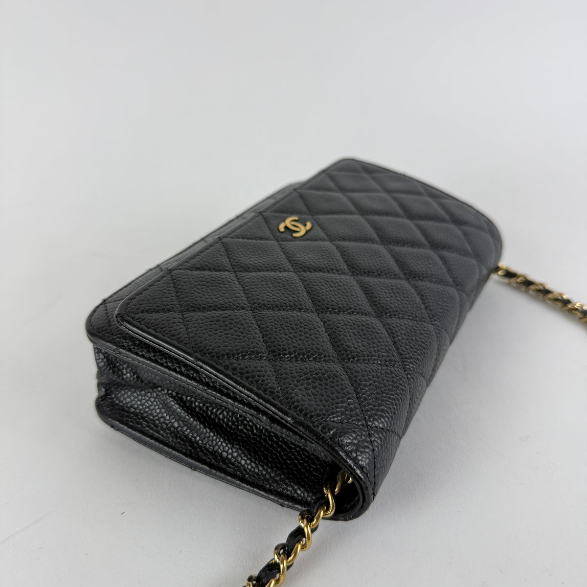 Wallet on Chain — Black Caviar Leather — Gold-Tone Hardware
