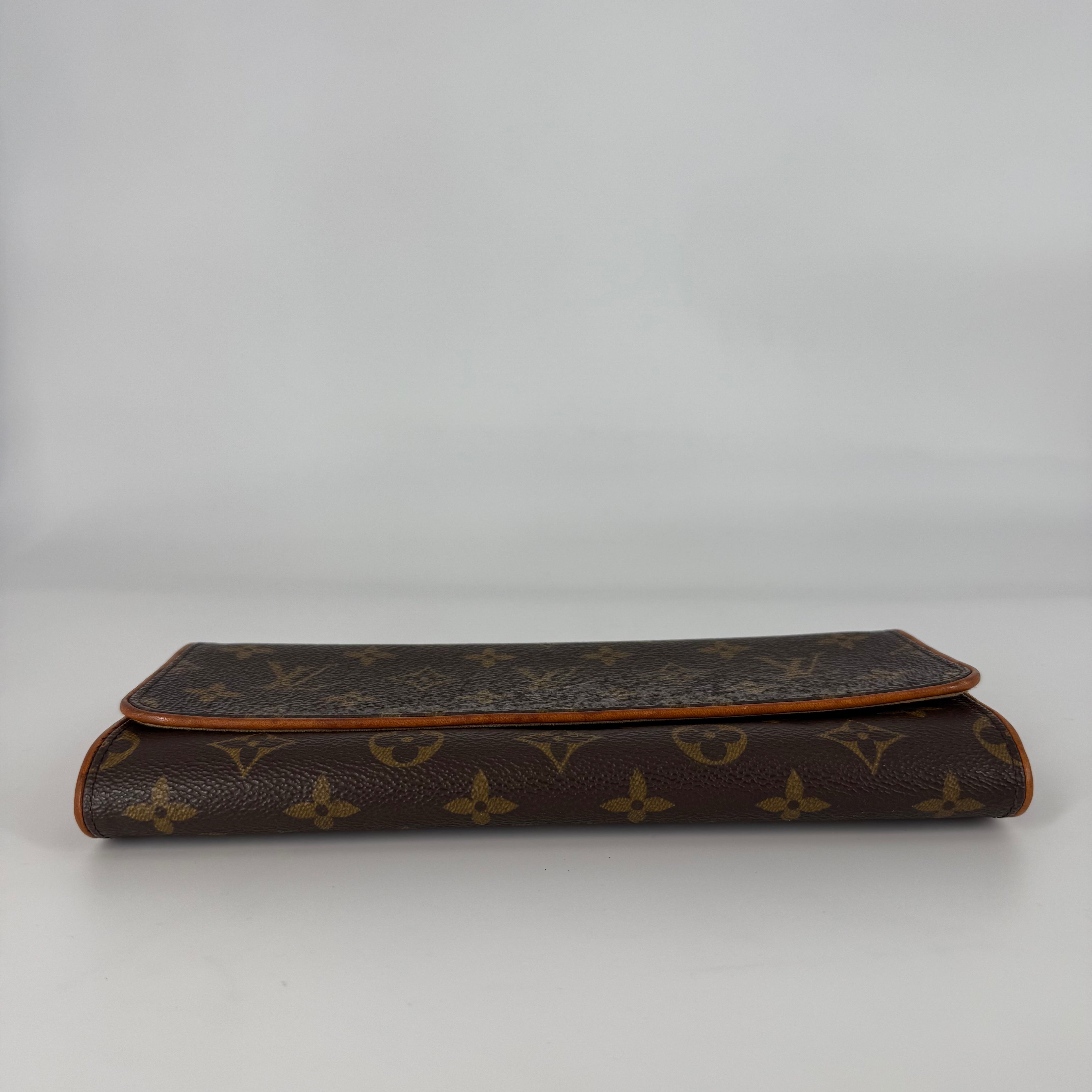 Monogram Pochette Twin GM
