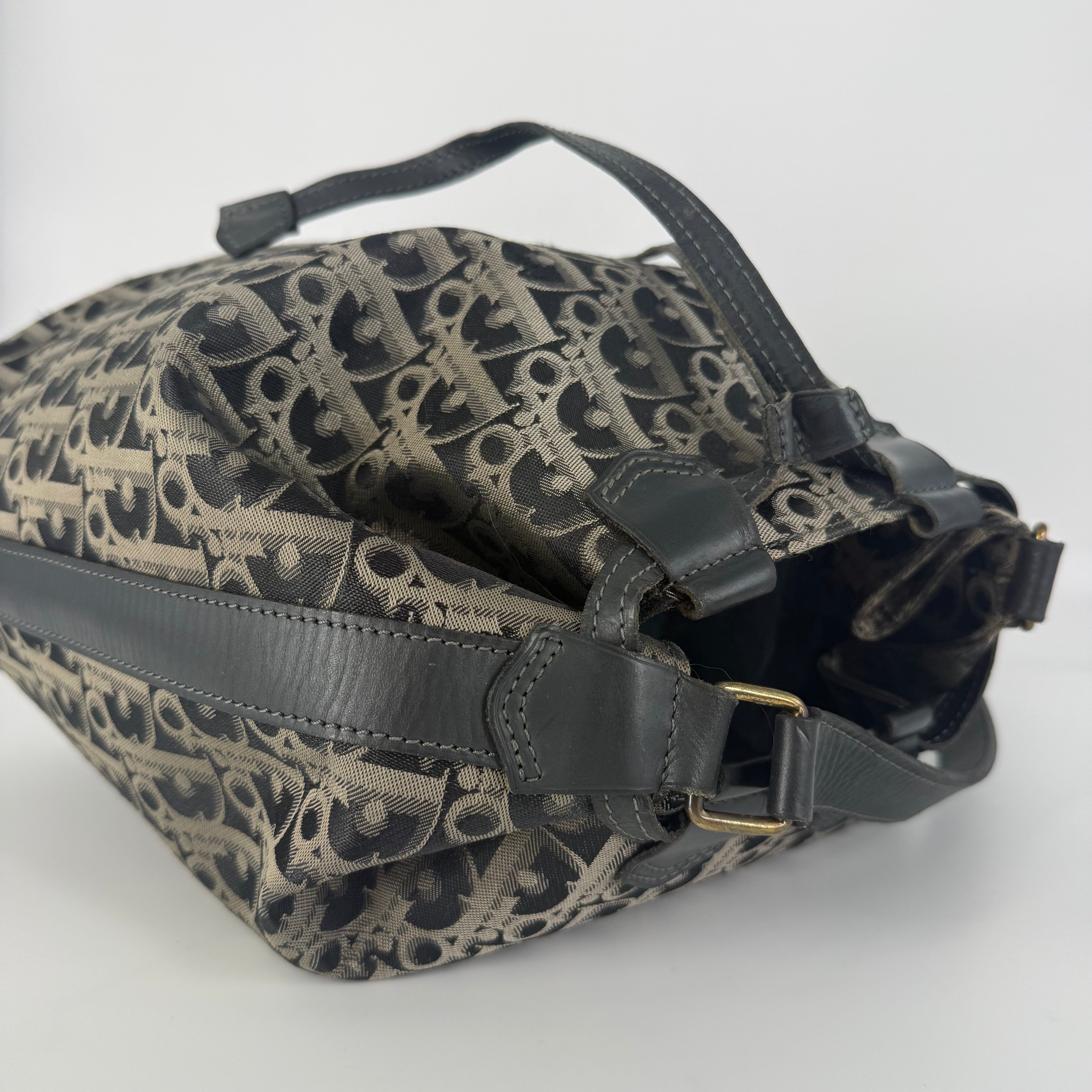 Oblique Drawstring Bucket Bag