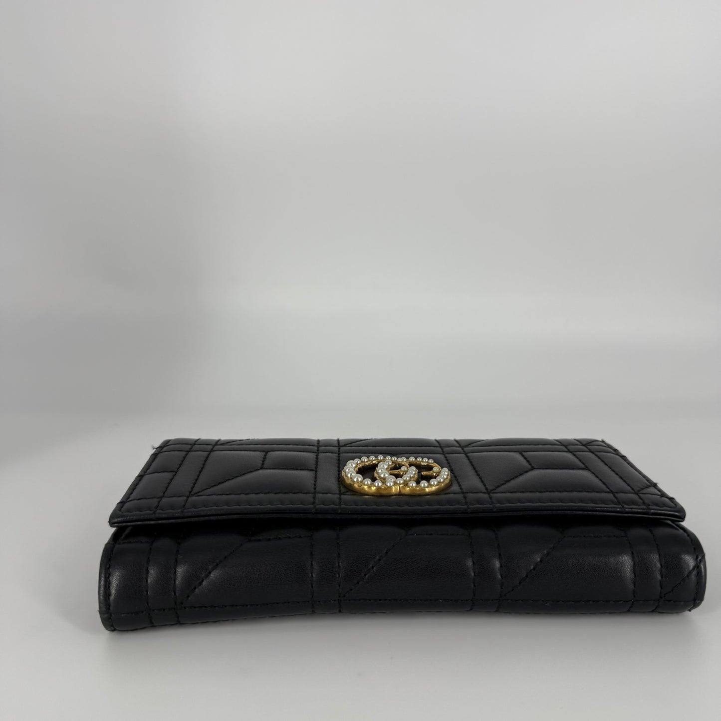 Gucci – GG Marmont Matelassé Pearl Logo Wallet