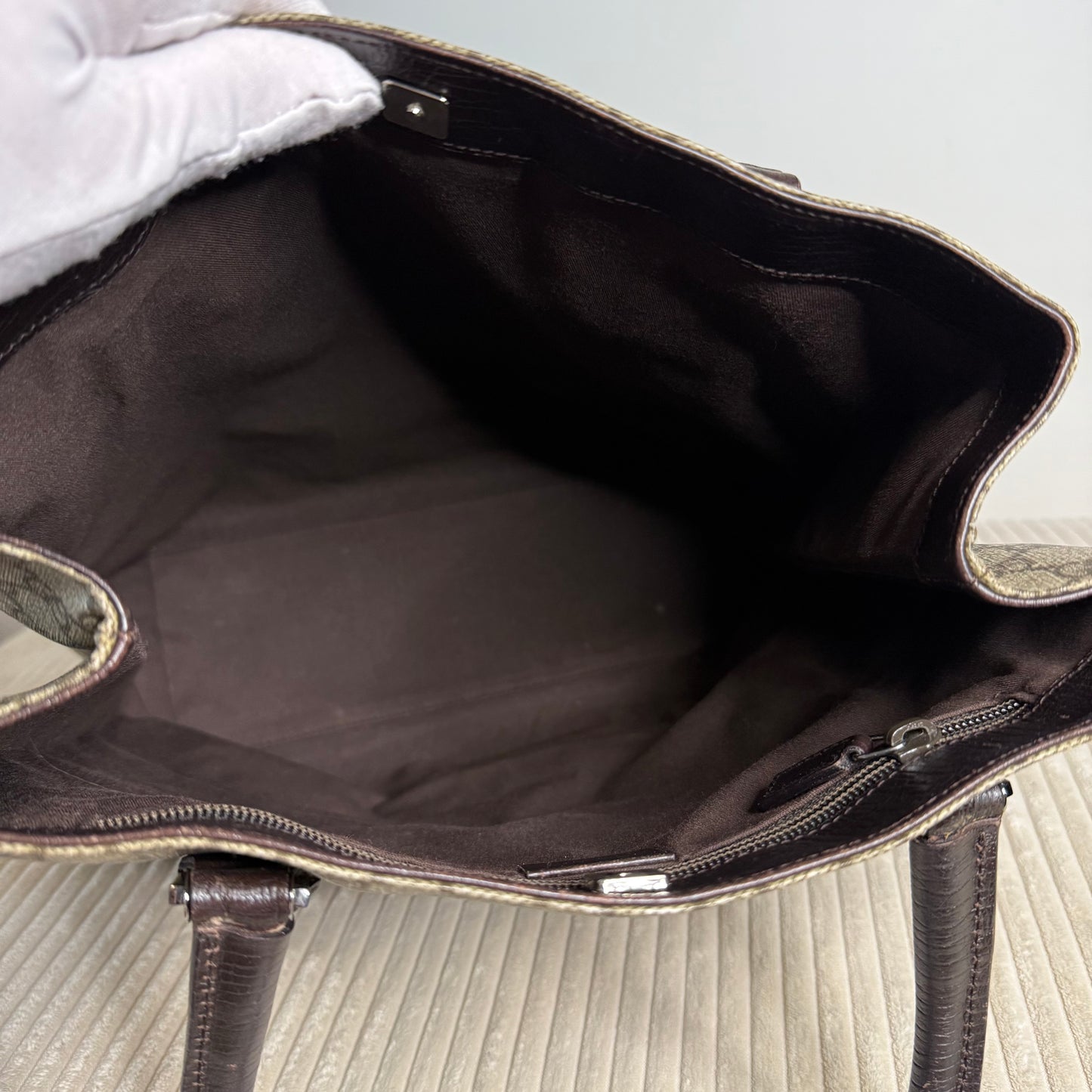 Gucci Supreme Tote Bag