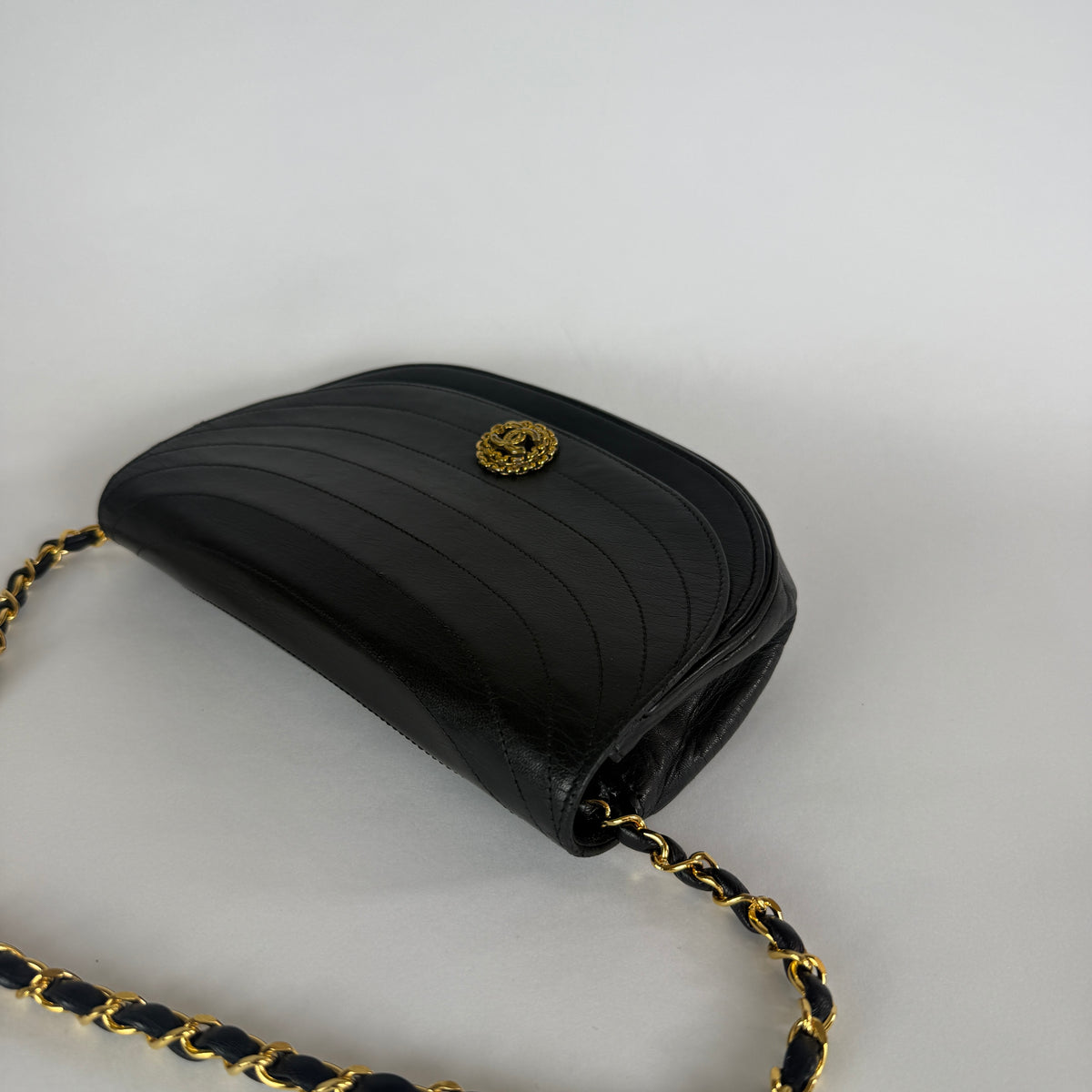 Vintage Half Moon Hobo — Black Leather — 24K Gold-Plated Hardware