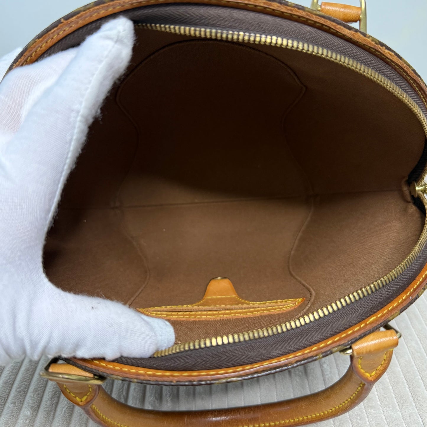 Louis Vuitton - Ellipse PM