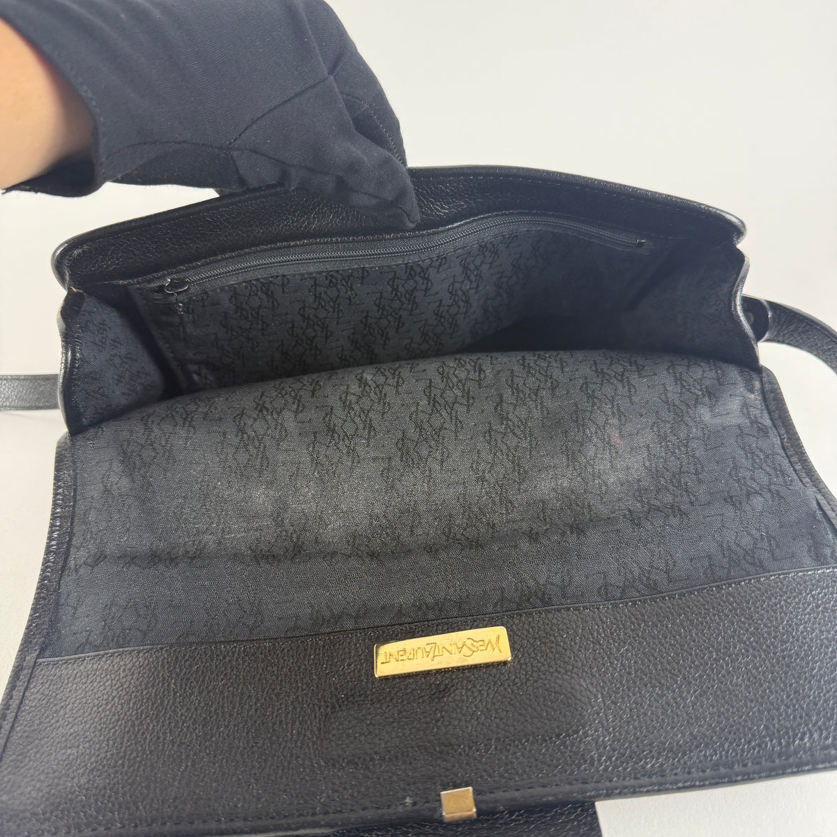 Vintage Crossbody Bag — Black Grained Leather