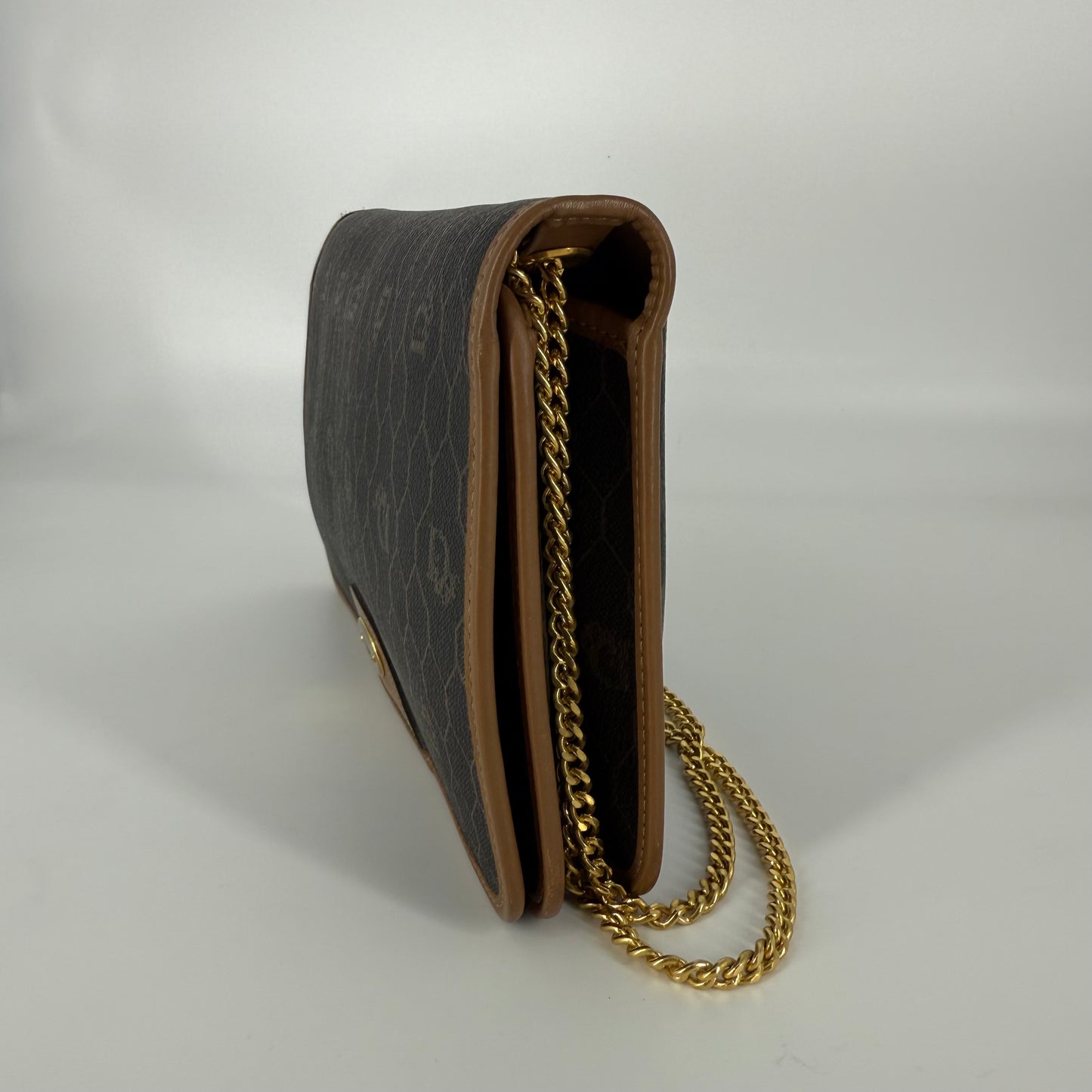 Dior – Honeycomb Shoulder Bag