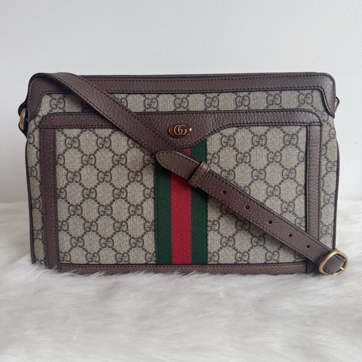Ophidia GG Supreme Medium Bag