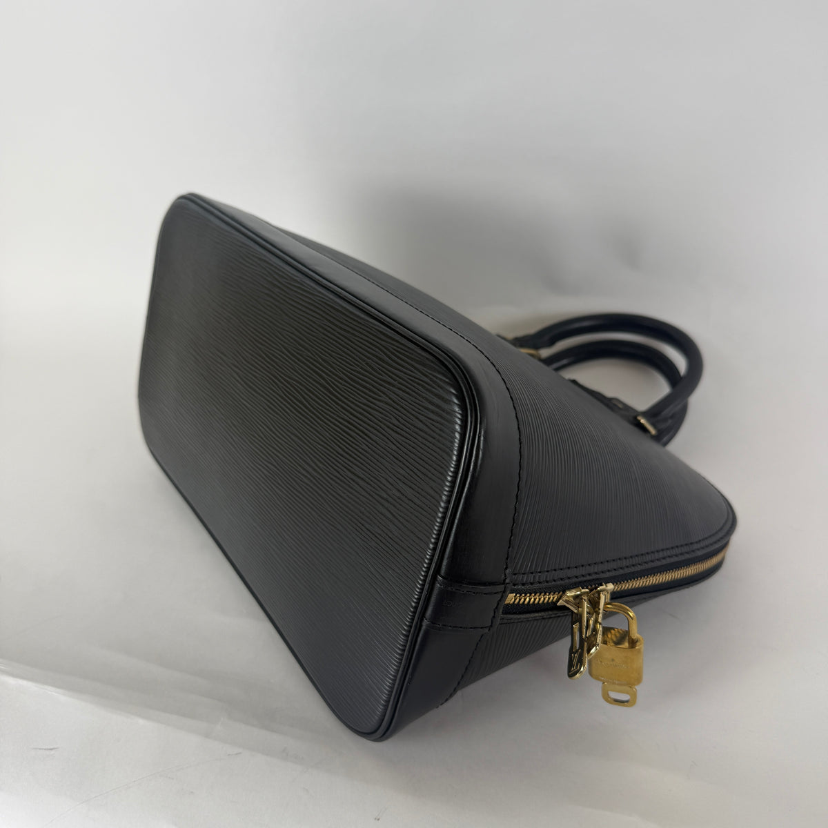 Alma PM — Black Epi Leather — Gold-Tone Hardware