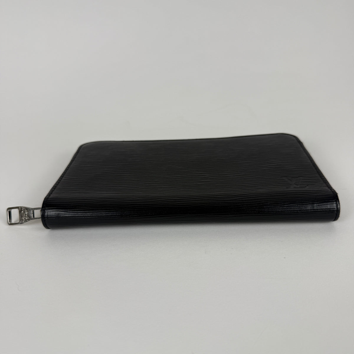 Zippy Organizer Wallet — Black Epi Leather — Silver Hardware