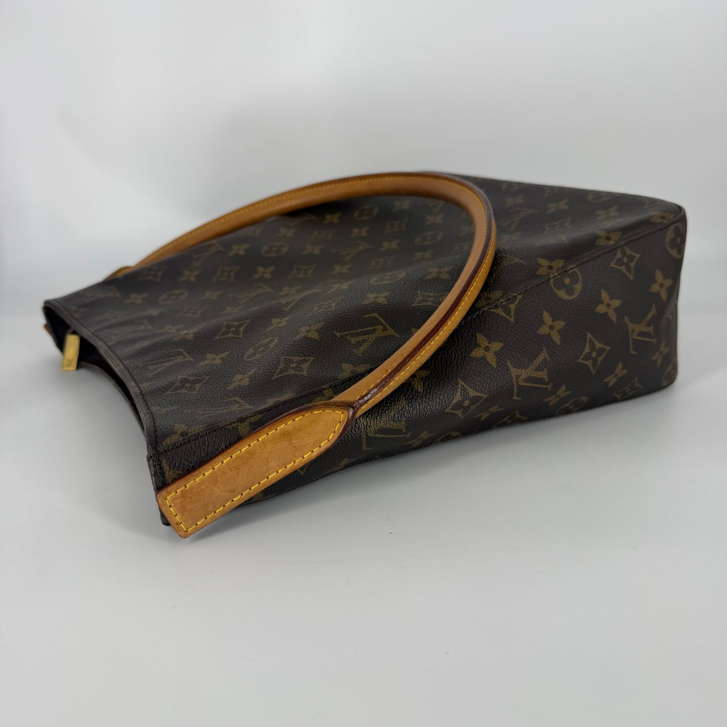 LOUIS VUITTON Looping GM