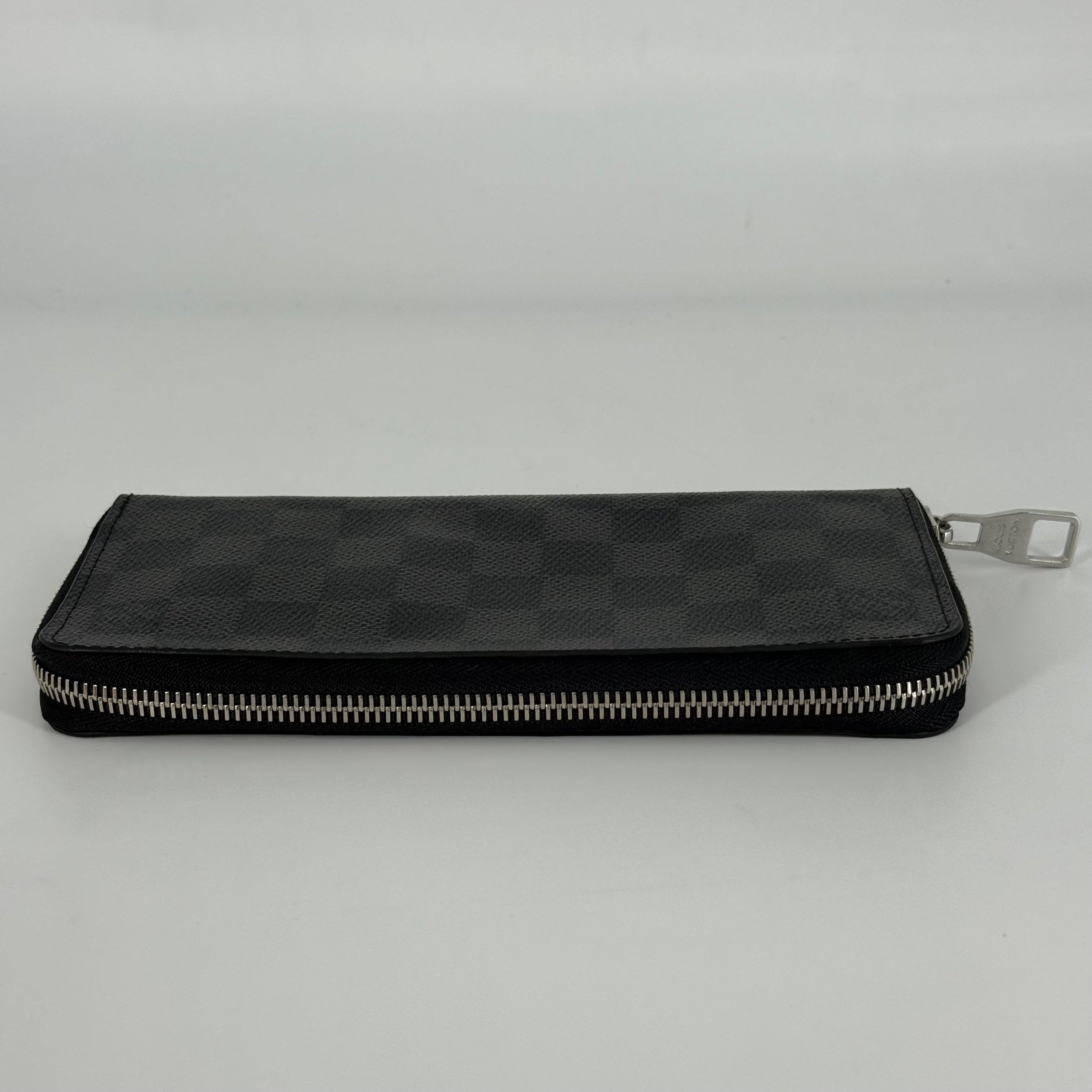Zippy Vertical Wallet