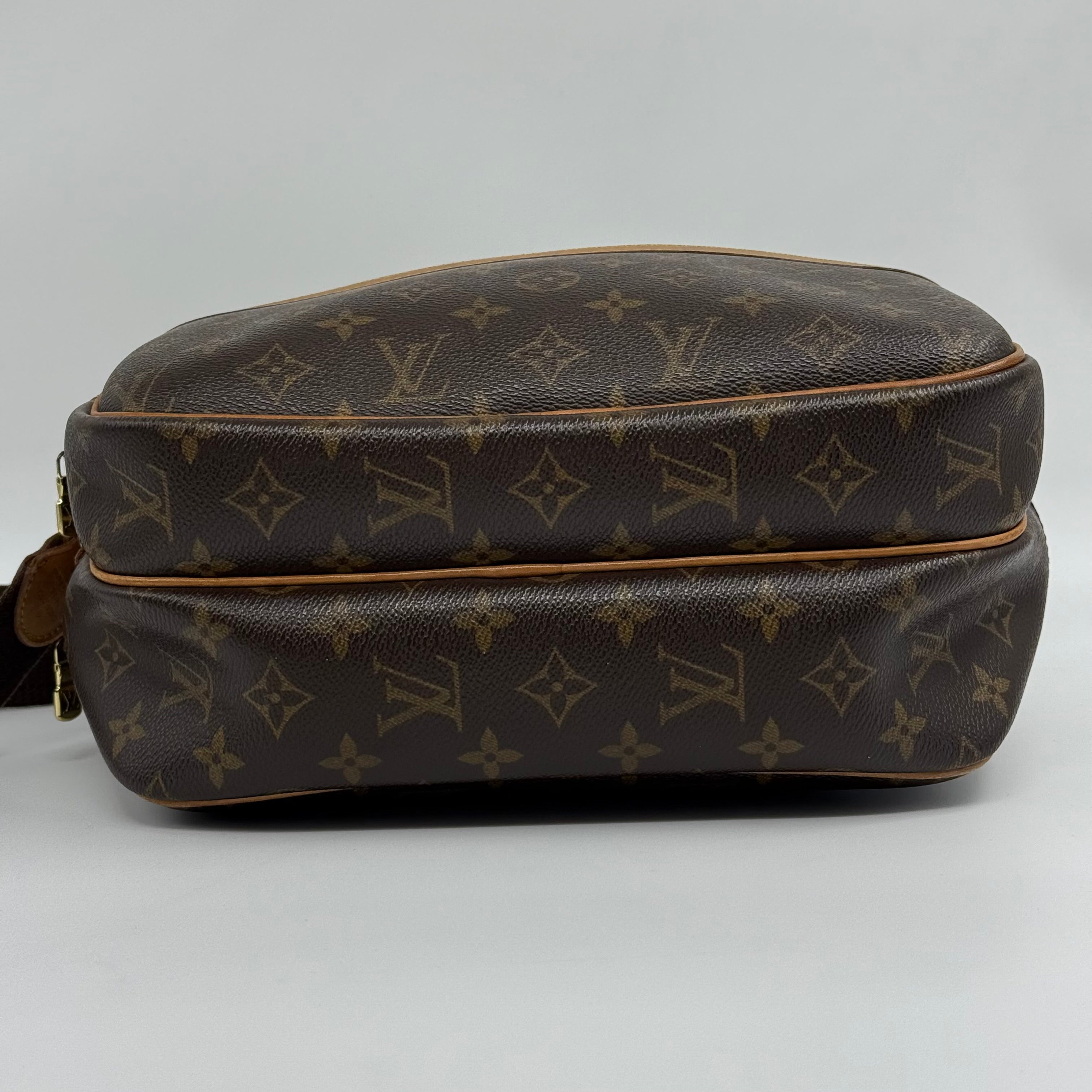 Reporter GM Crossbody Bag