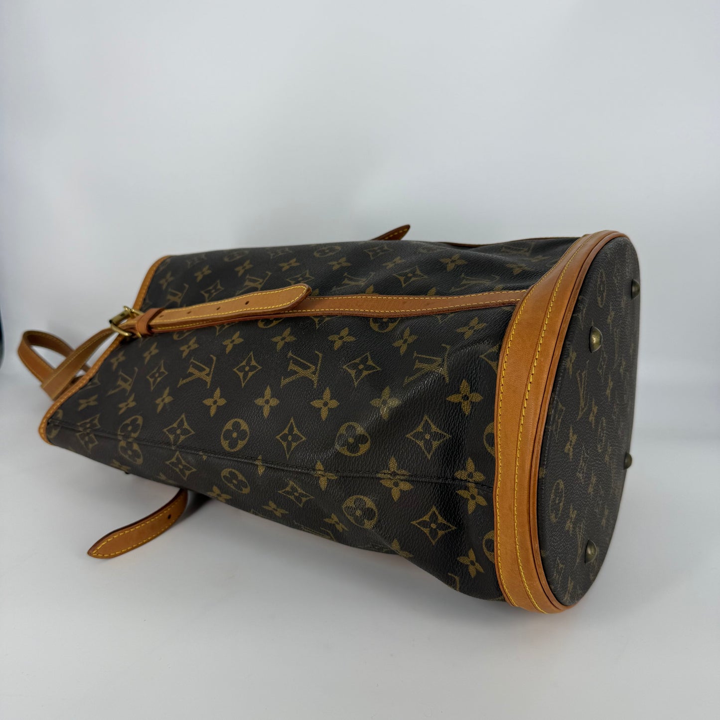 LOUIS VUITTON Bucket GM Monogram