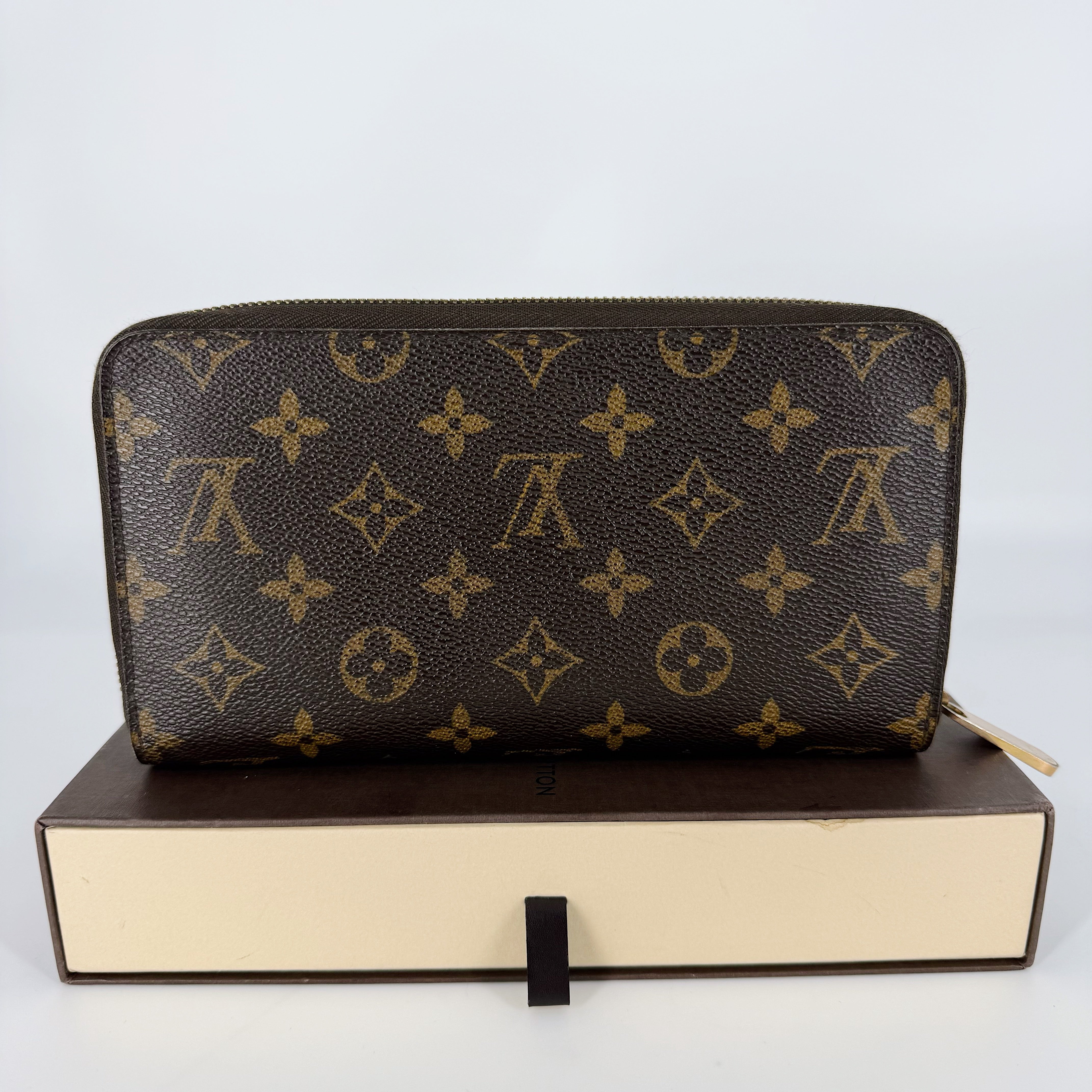 Zippy Wallet Monogram