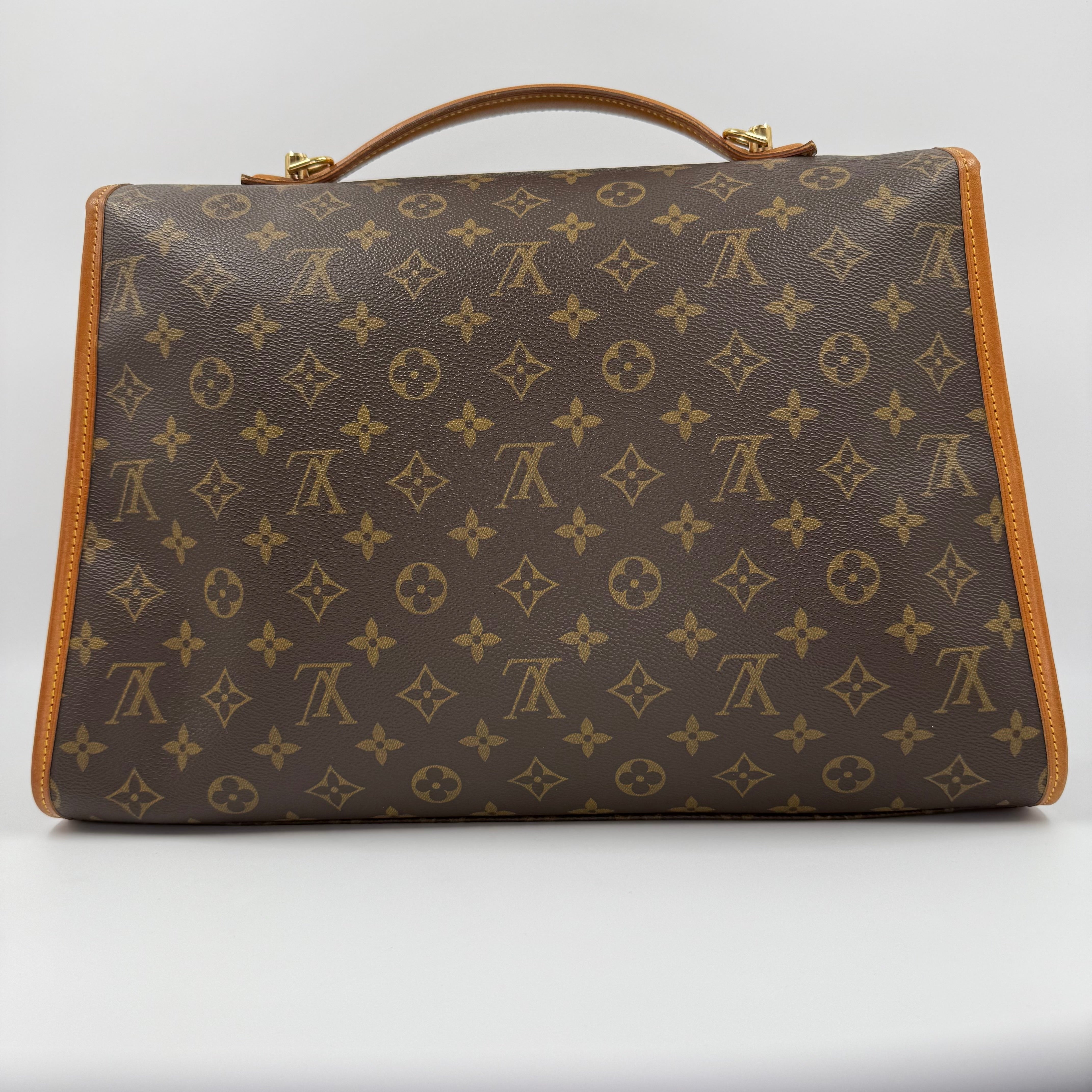 Monogram Beverly
