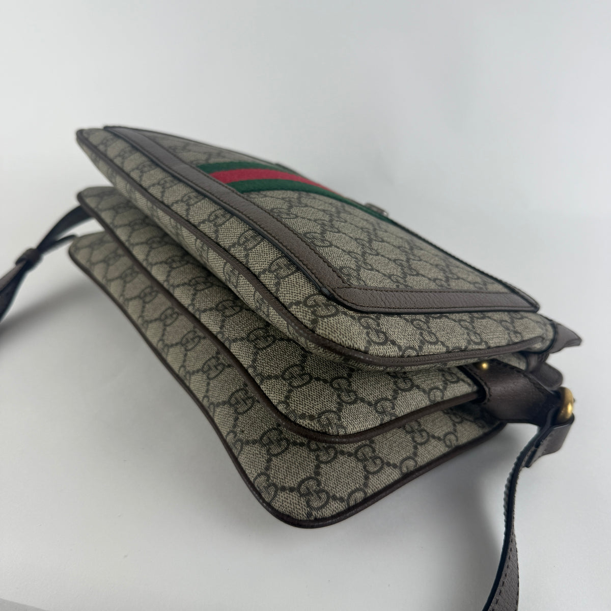 Ophidia GG Supreme Medium Bag