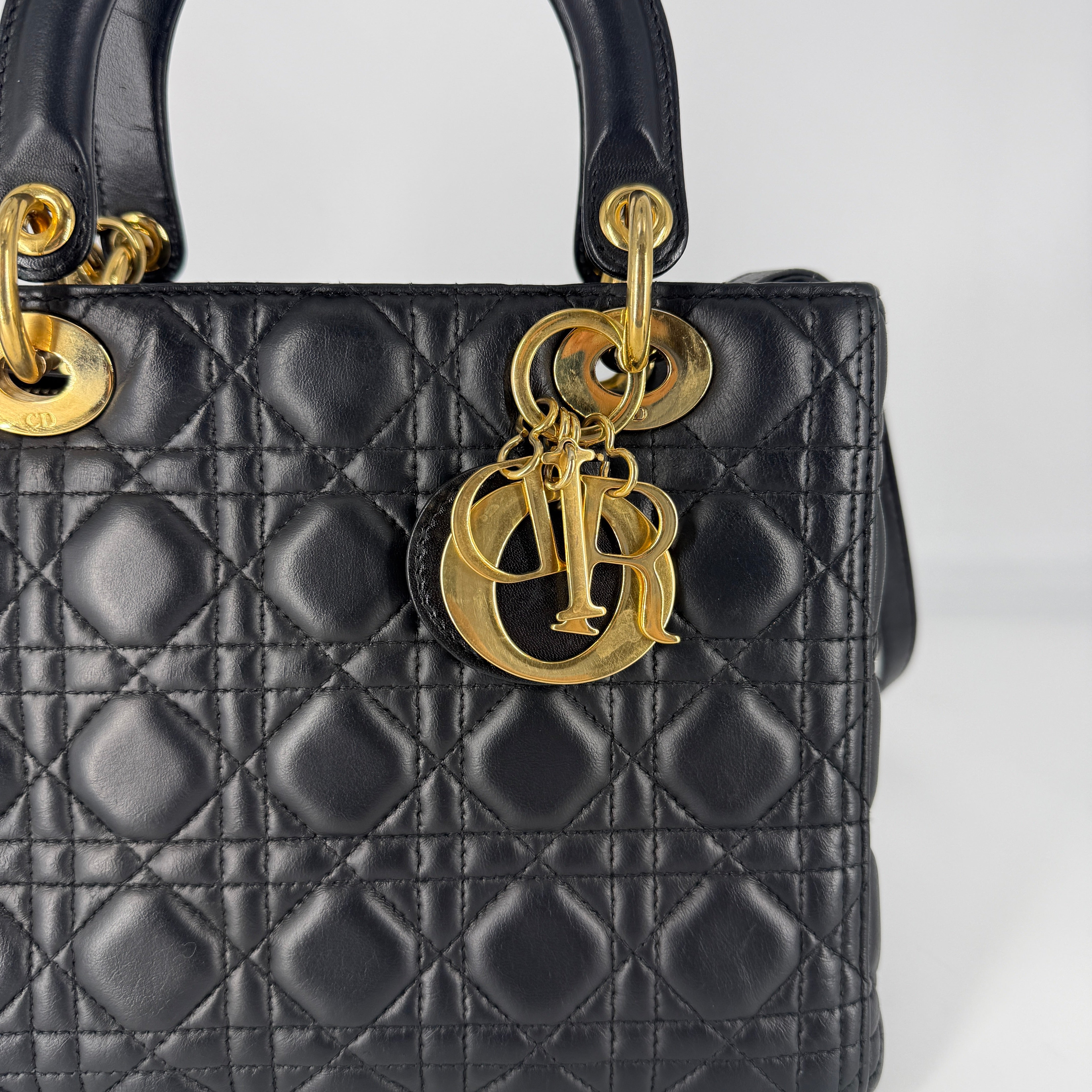 LADY DIOR Black Cannage Médium