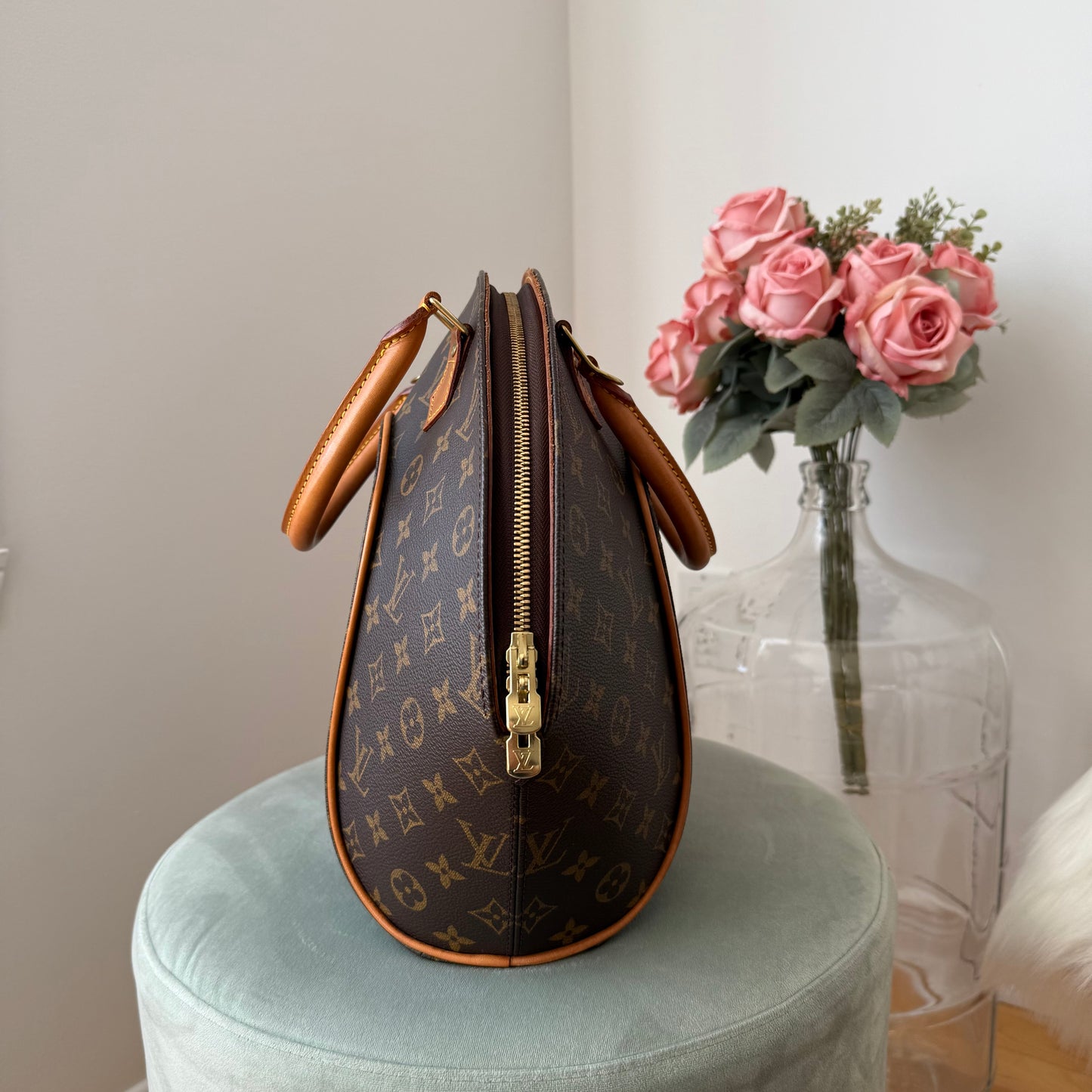 Louis Vuitton Monogram Ellipse MM