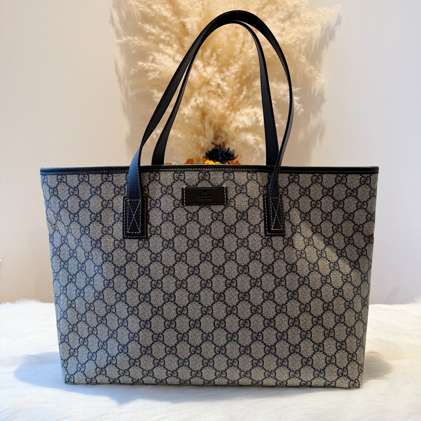 Gucci GG Supreme Tote Bag