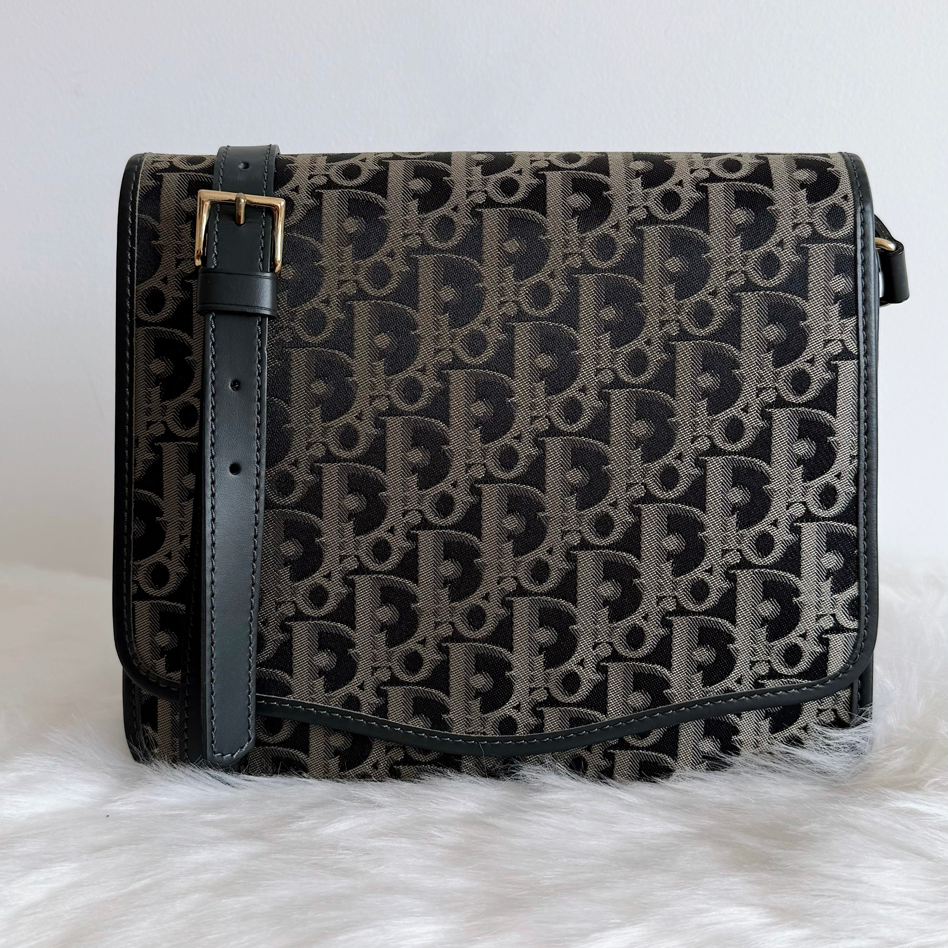 Oblique Canvas Flap Crossbody Bag