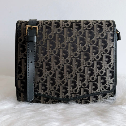 CHRISTIAN DIOR Oblique Canvas Flap Crossbody Bag