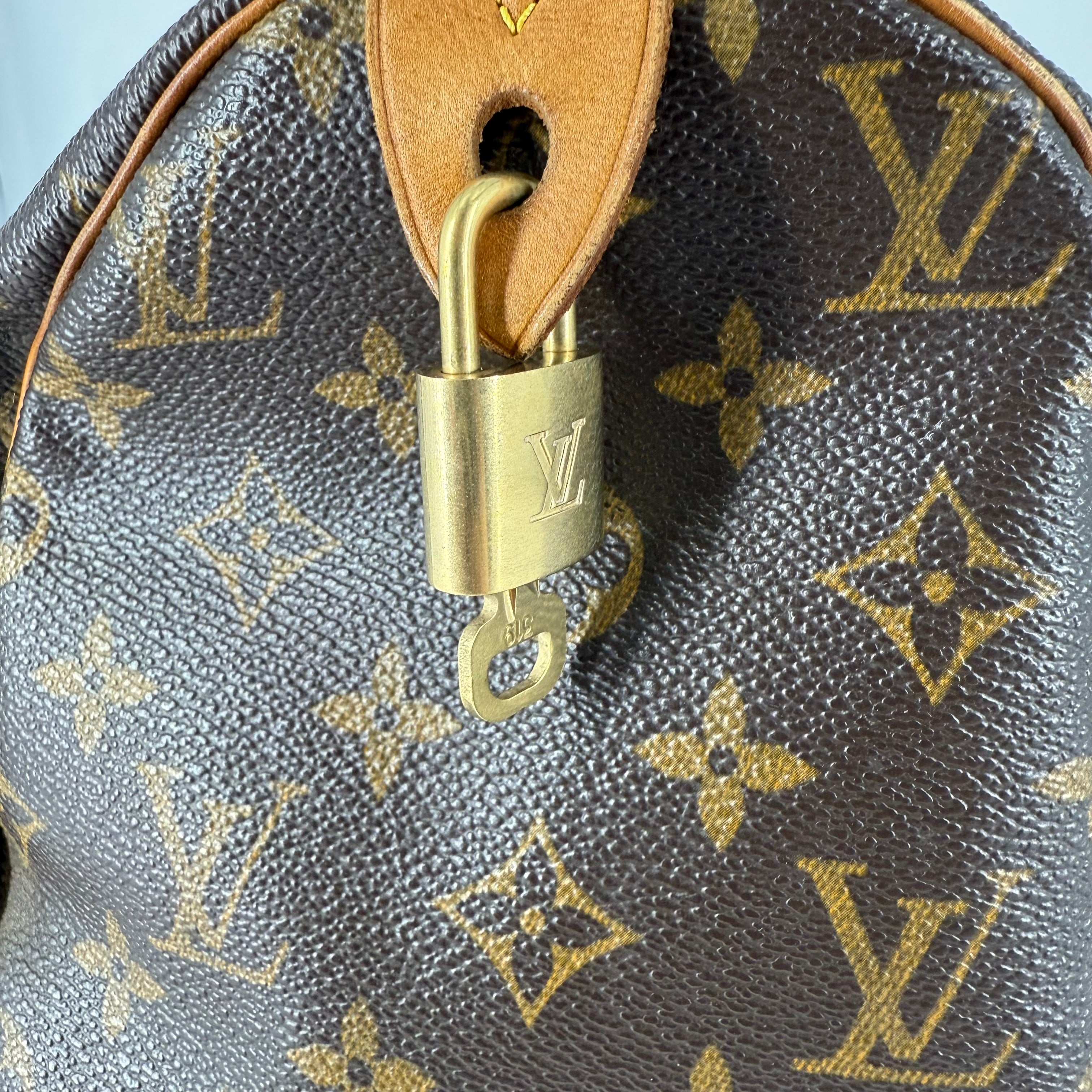 Speedy 30 Monogram