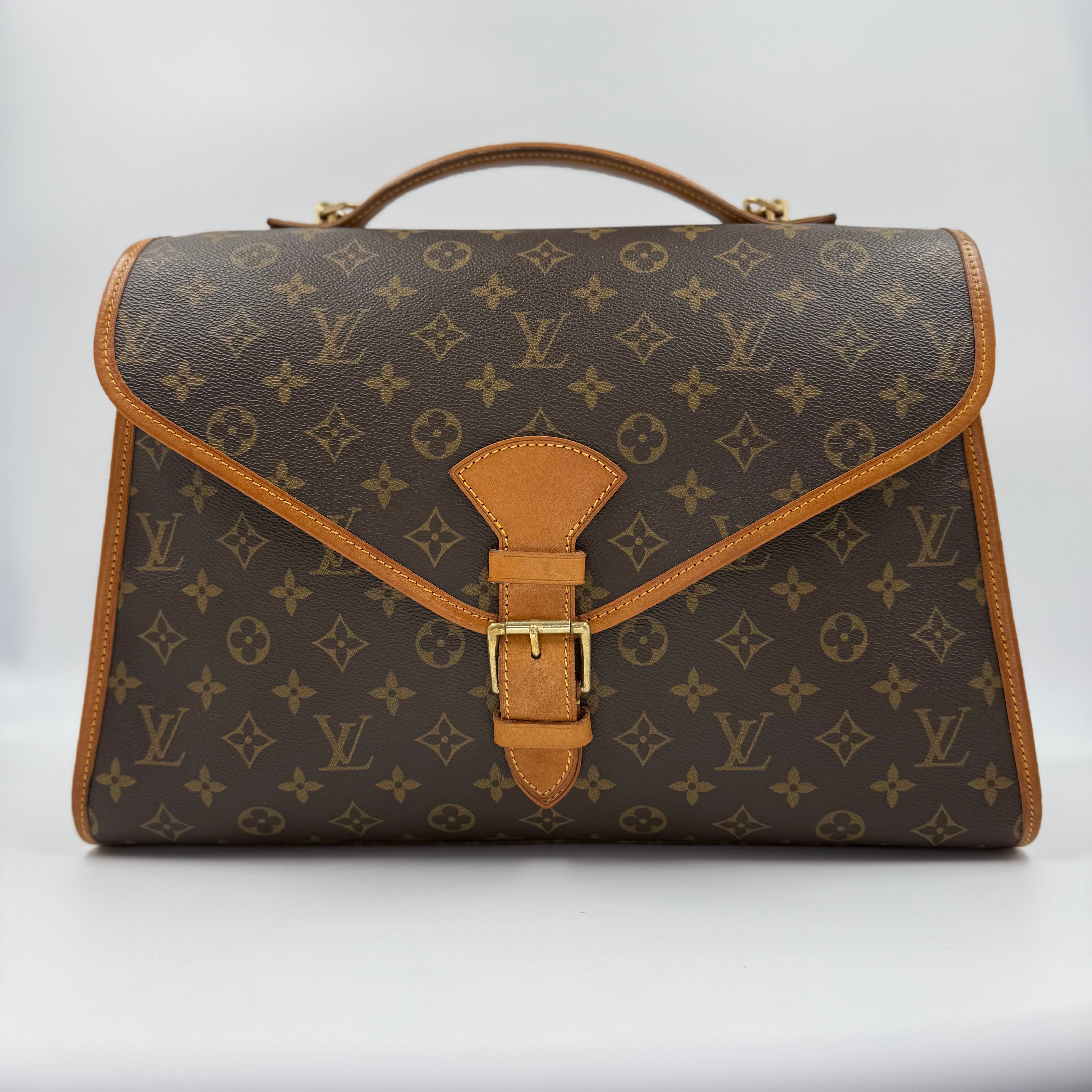 Monogram Beverly