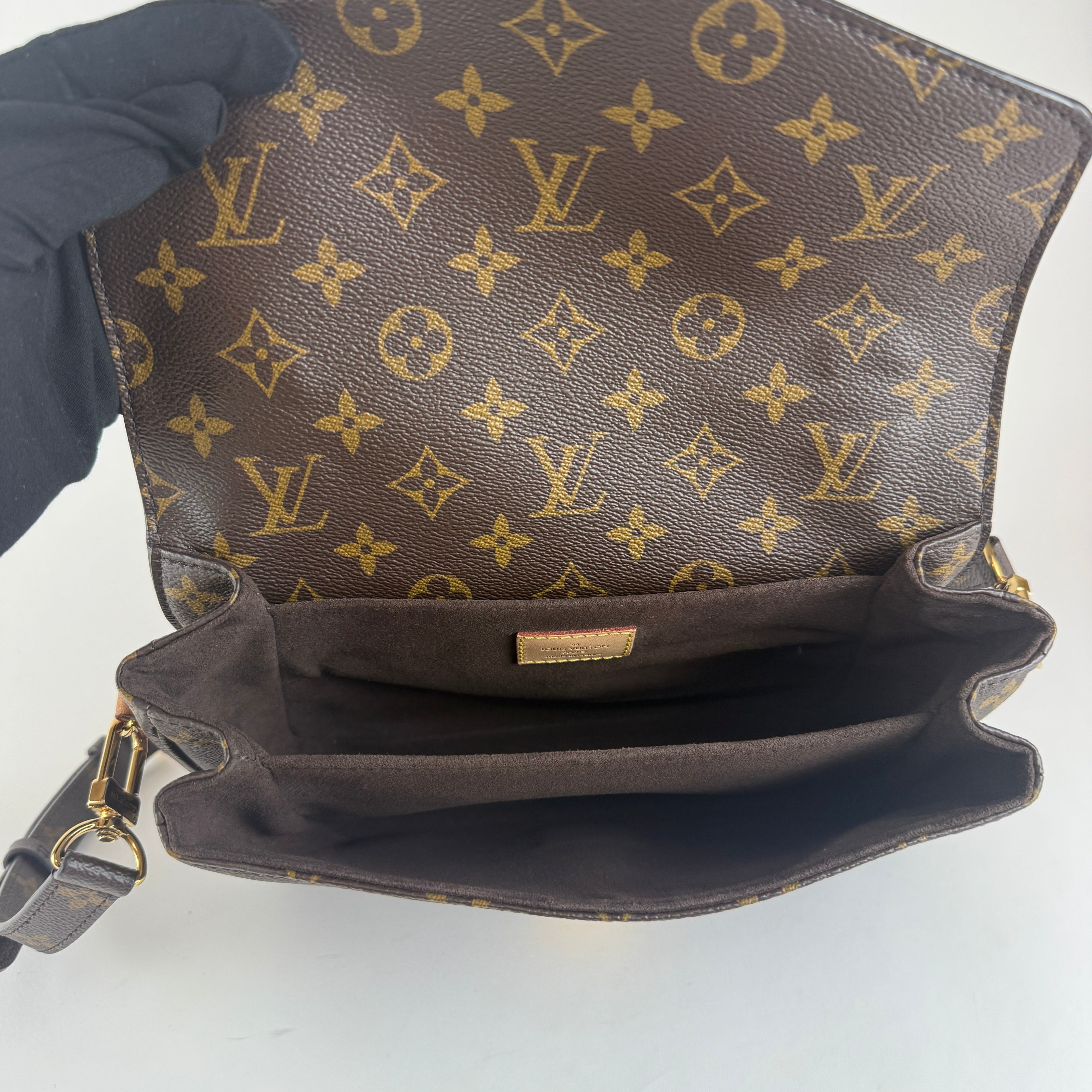 Pochette Métis — Monogram Canvas