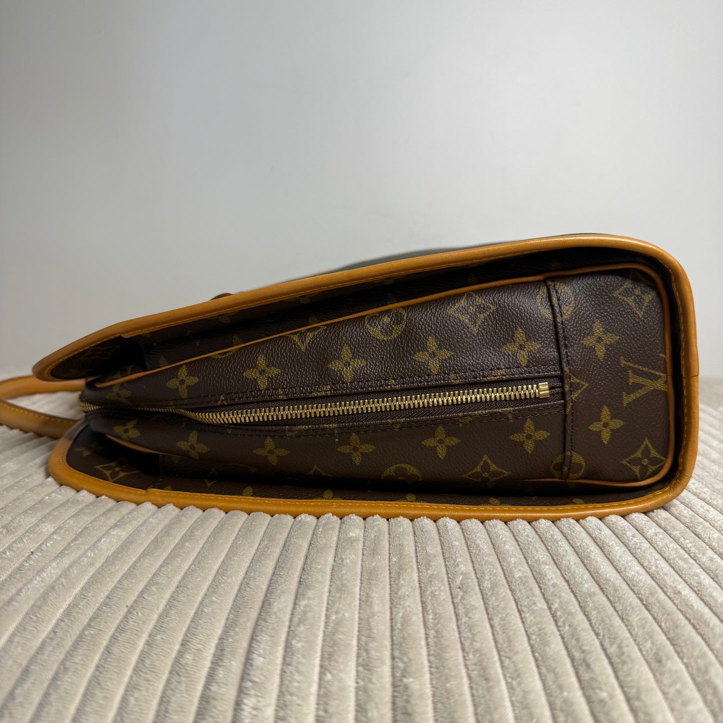 Louis Vuitton - Rivoli