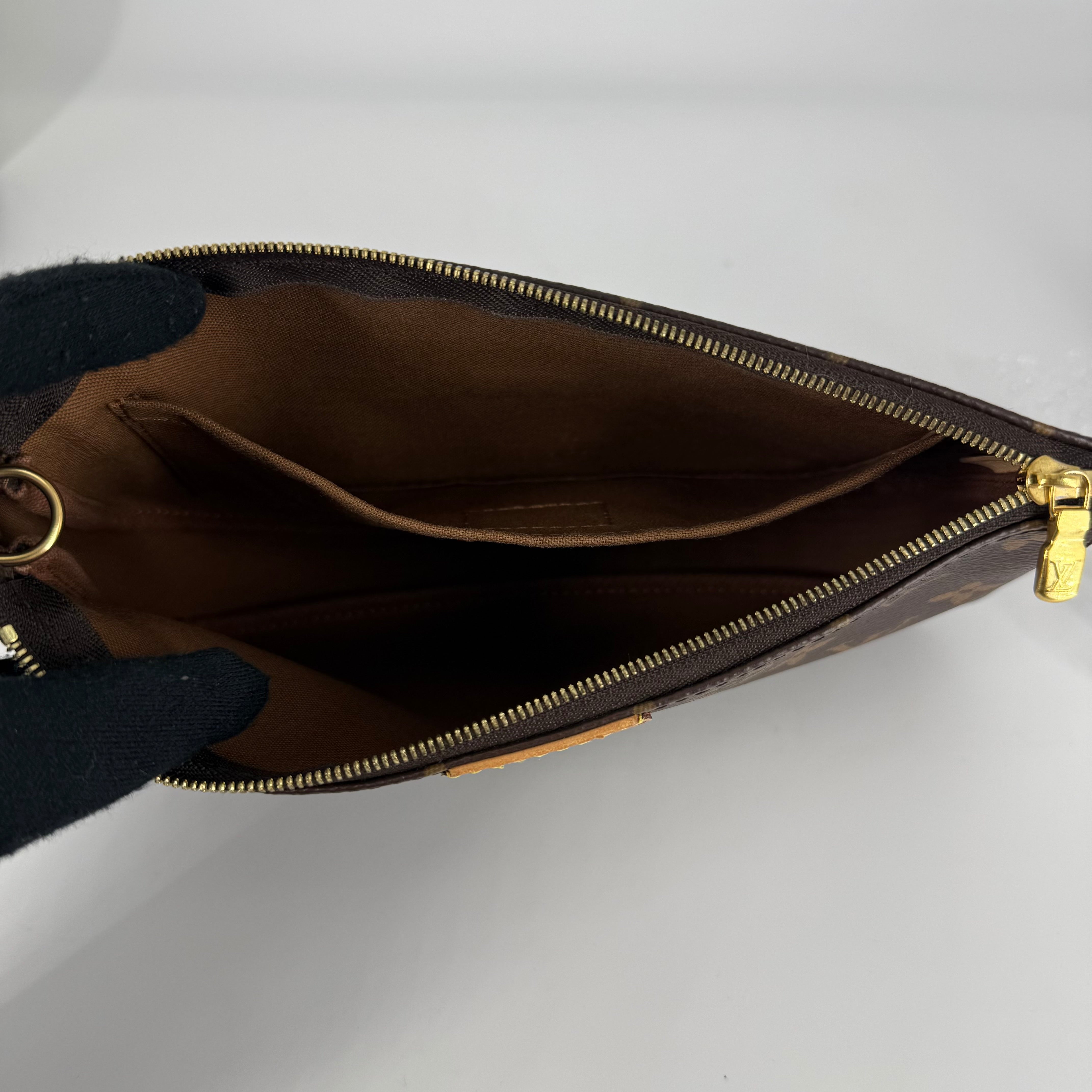 MULTI-POCHETTE