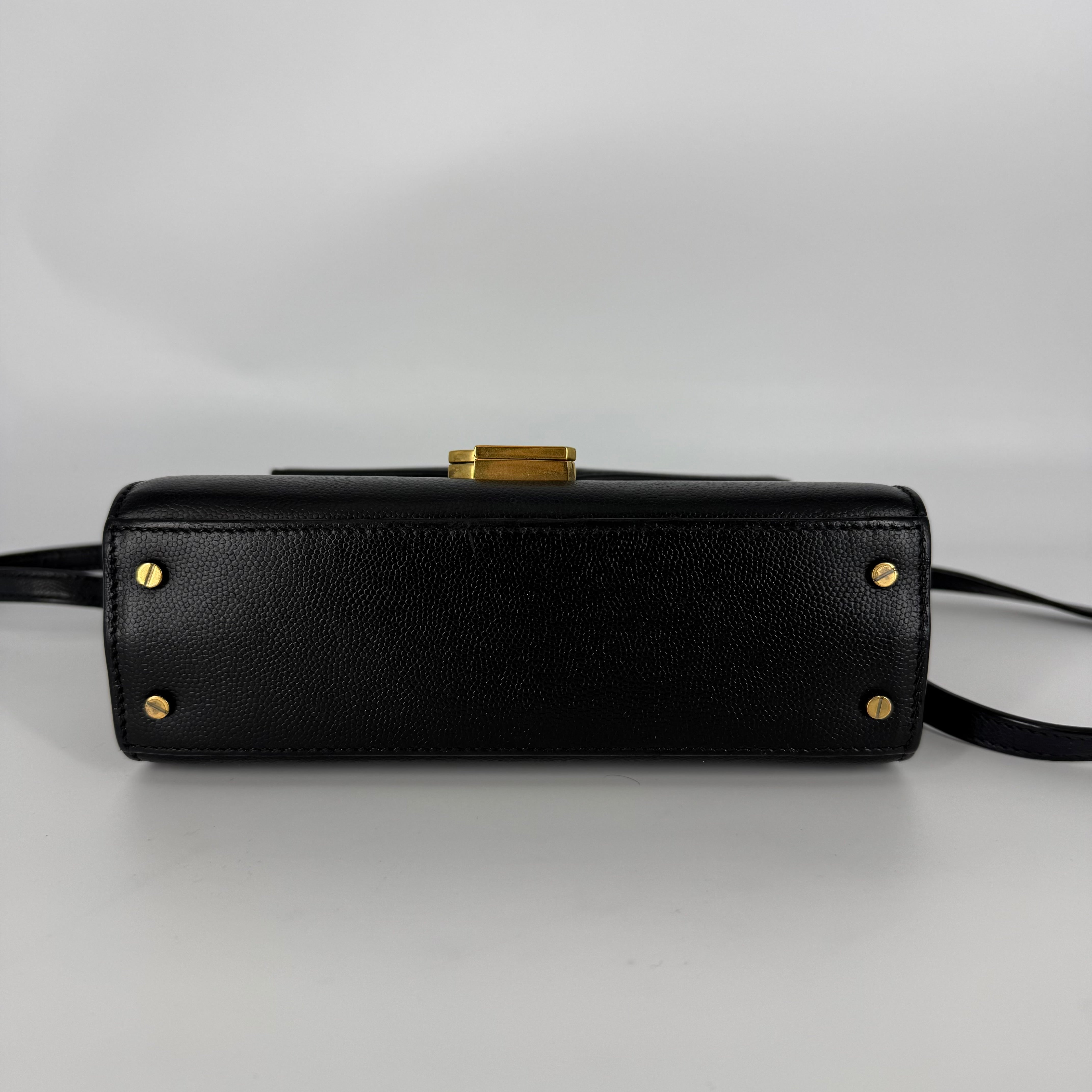 Cassandra Mini Top Handle