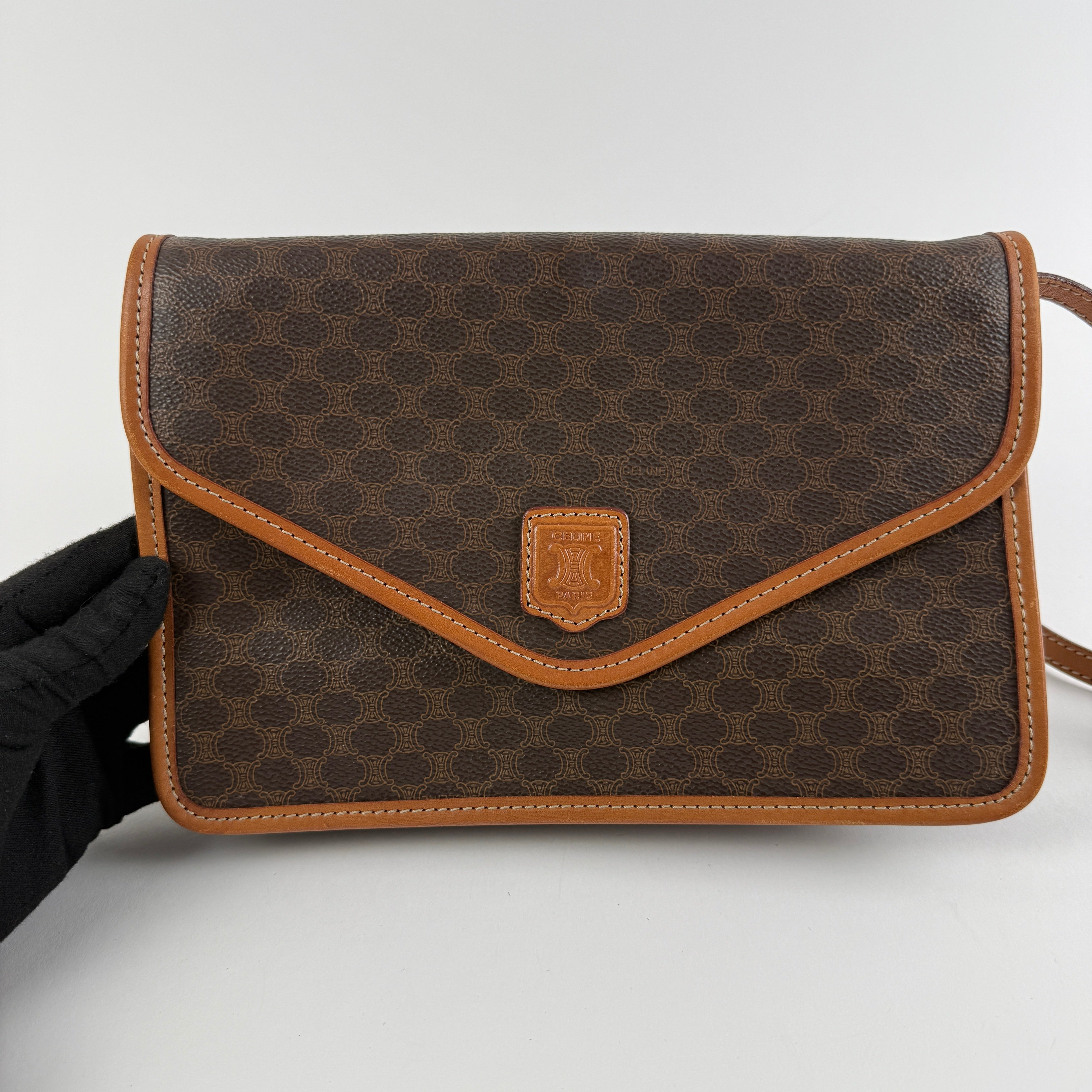 CROSSBODY MACADAM