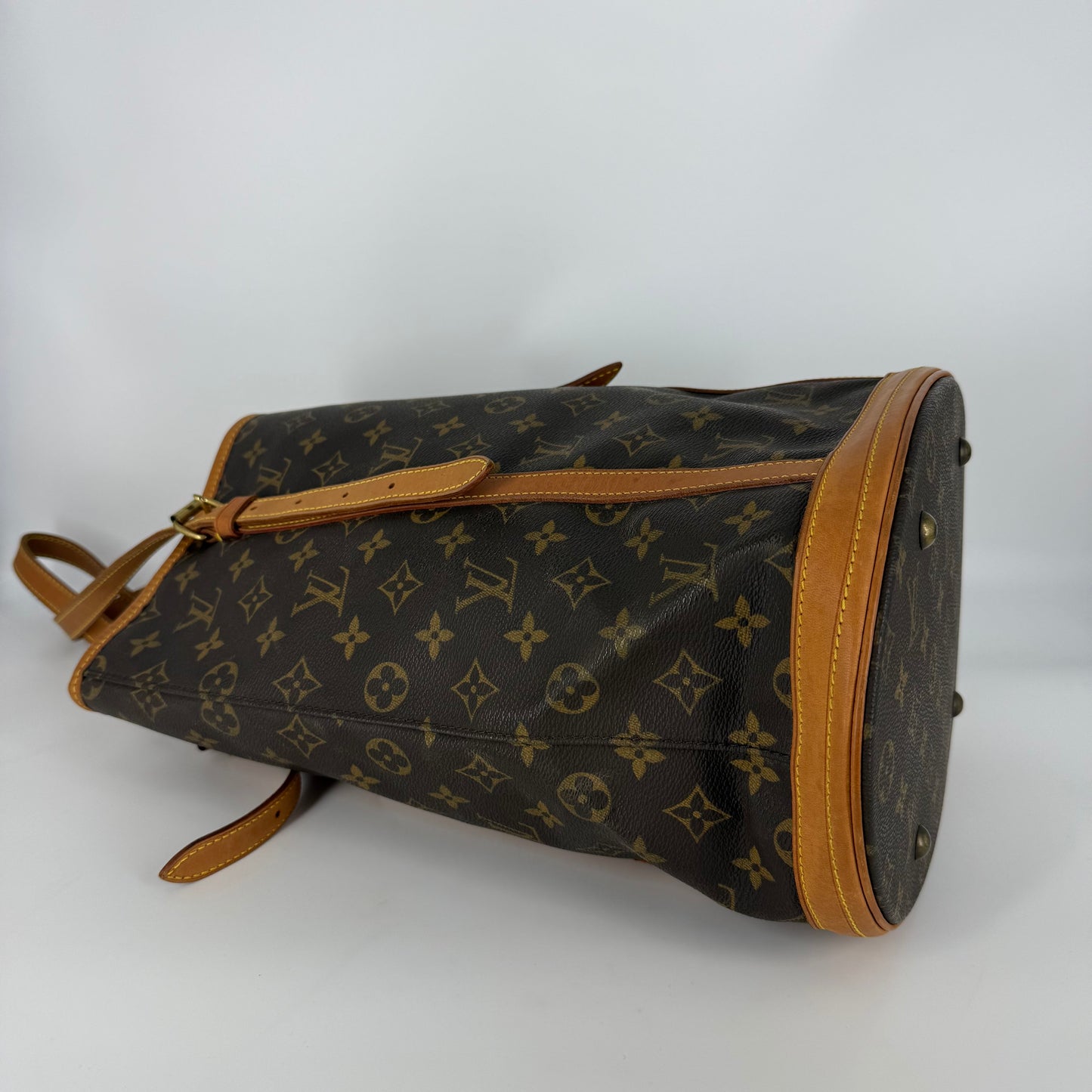 LOUIS VUITTON Bucket GM Monogram