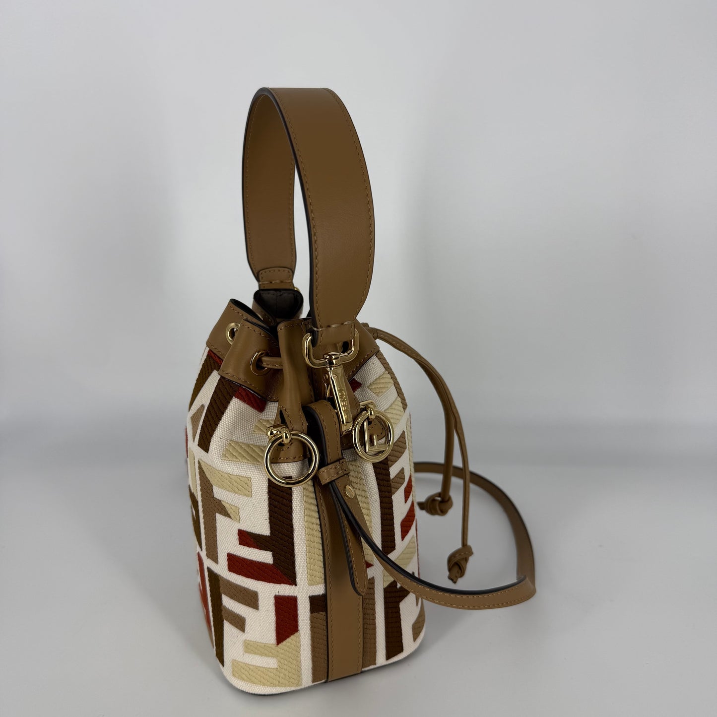 FENDI Mon Trésor Mini Bucket Bag