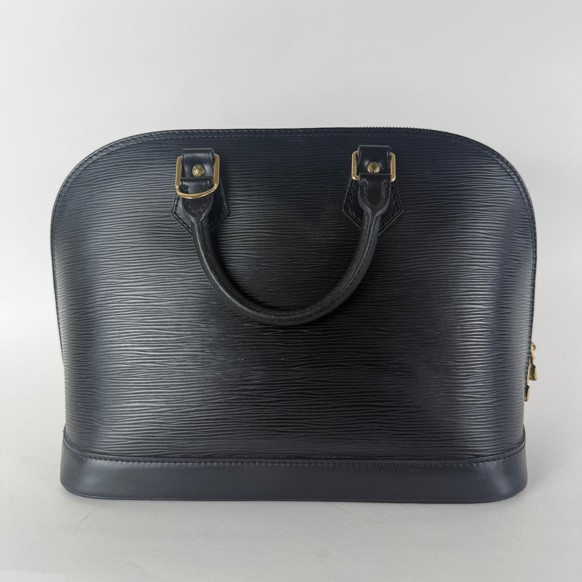 Alma PM — Black Epi Leather — Gold-Tone Hardware