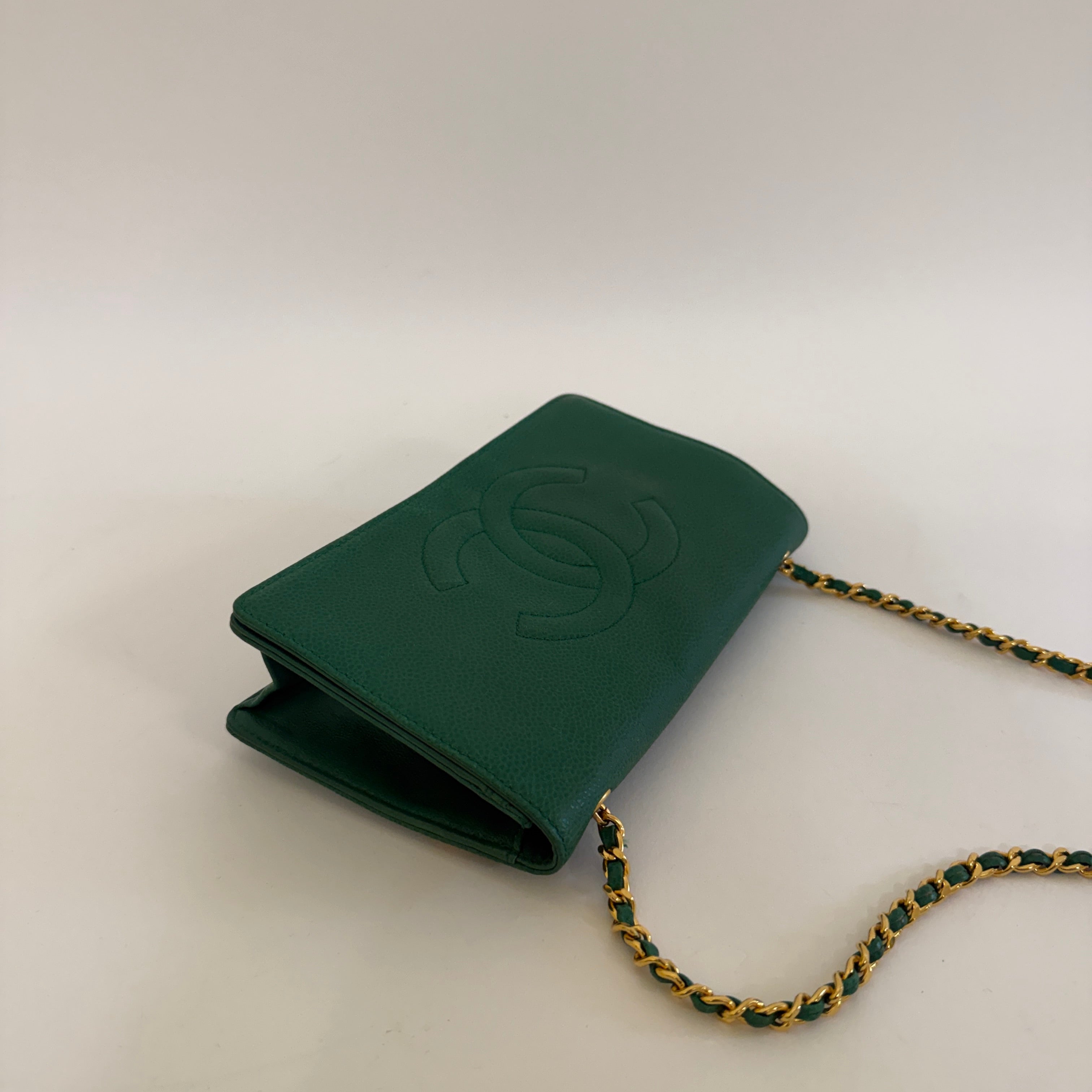 Vintage Caviar Wallet on Chain — 24K Gold