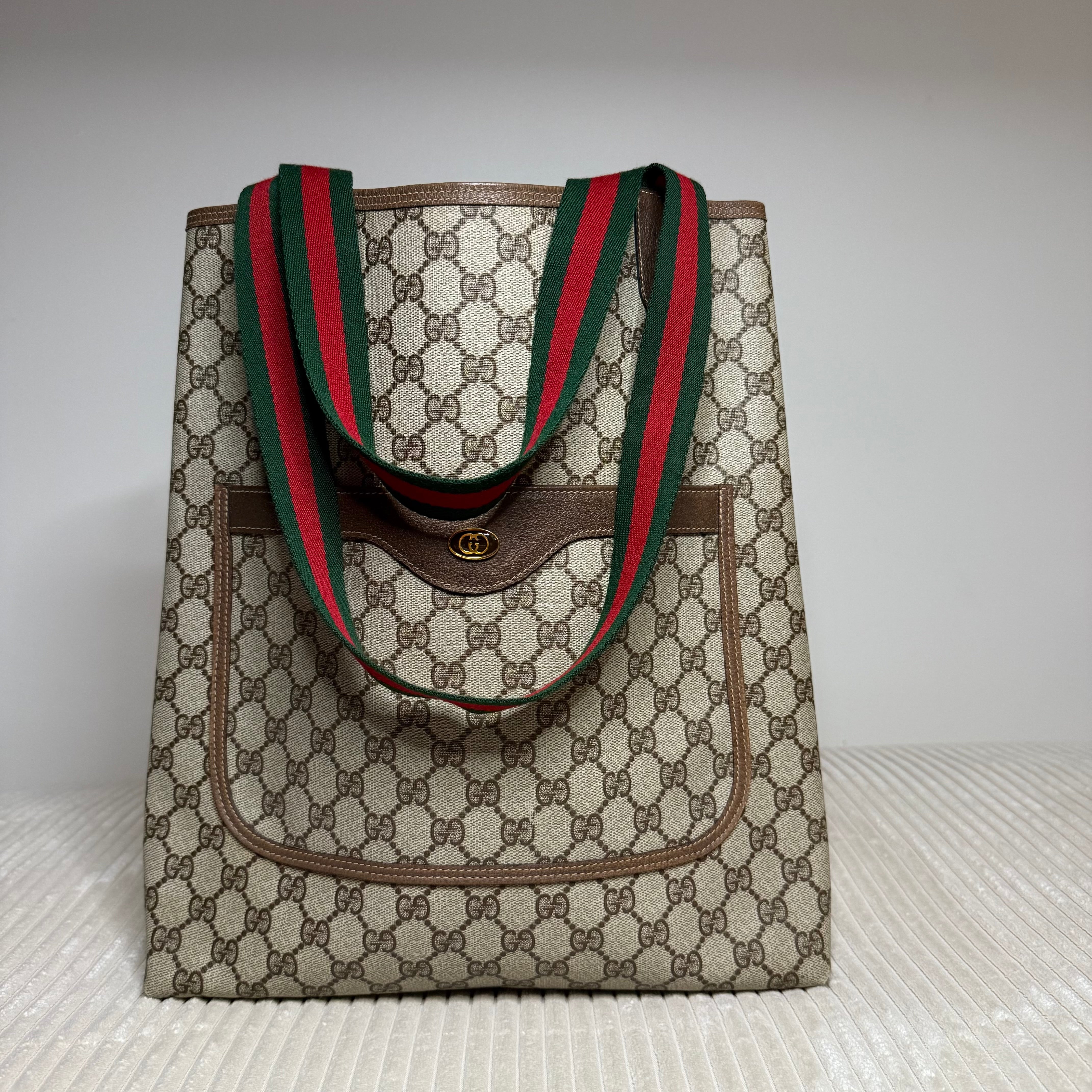 Ophidia tote bag