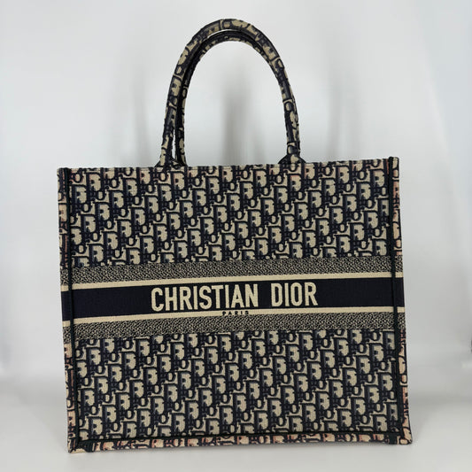 Christian Dior – Book Tote Large
