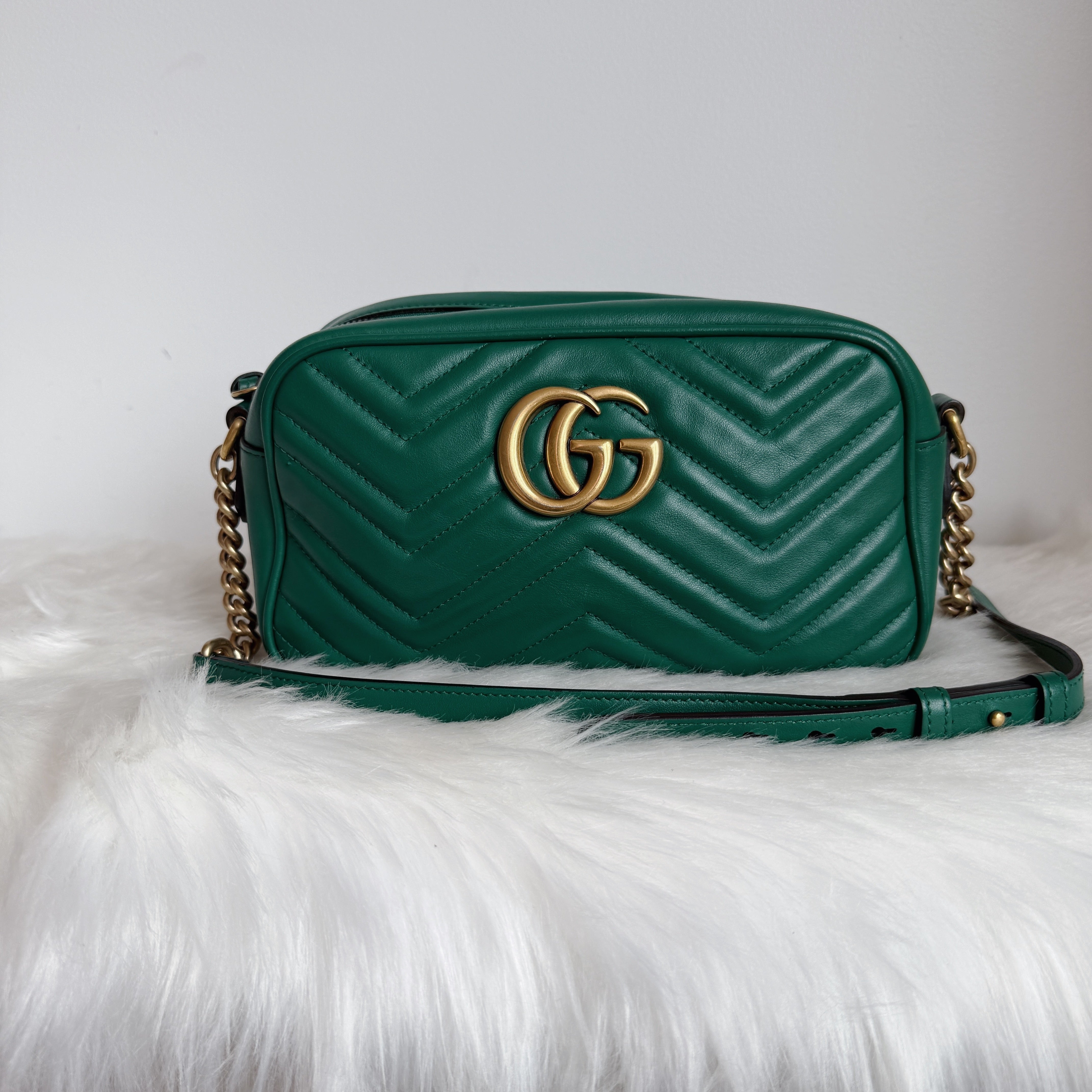 GG Marmont Matelassé Camera Bag — Green Leather