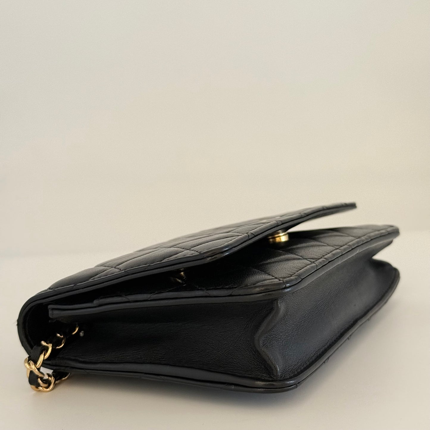 Chanel Classic Wallet on Chain (WOC)